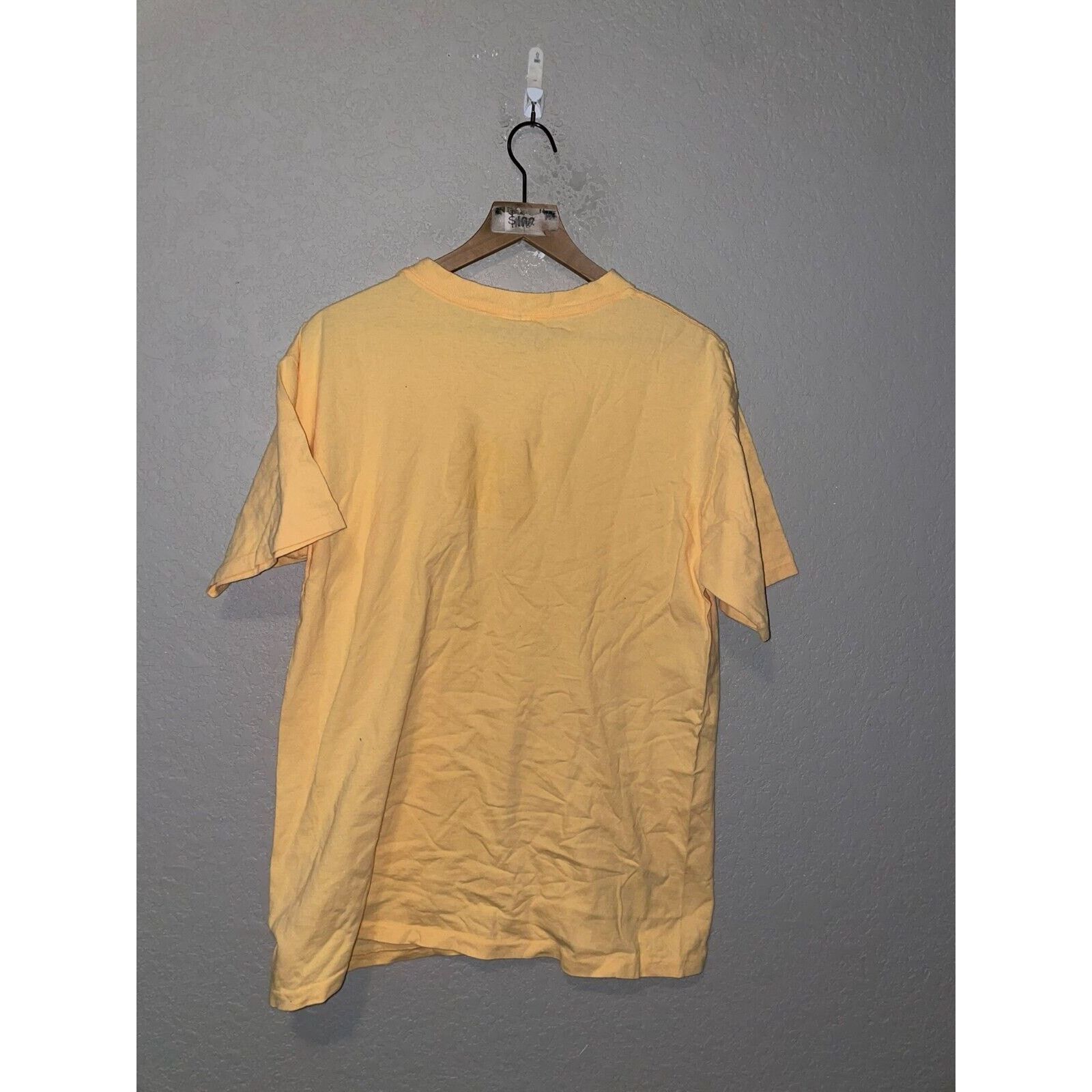 Vintage Vintage Arizona Yellow Shirt Coyote Desert Yellow Tee 90s L Size US L / EU 52-54 / 3 - 8 Thumbnail