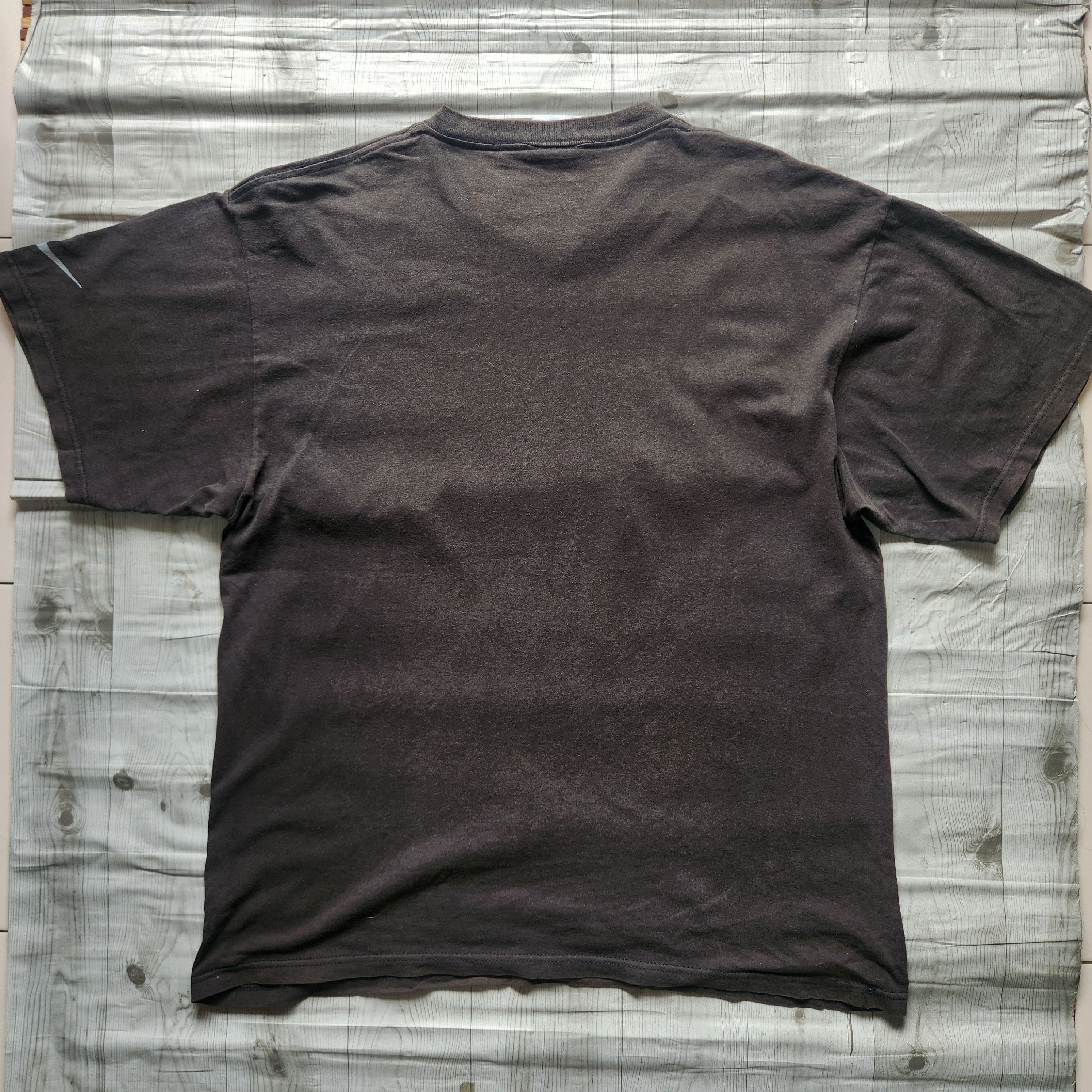 Nike × Vintage Vintage Faded Nike Air Big Logo TShirt Y2K Size US L / EU 52-54 / 3 - 2 Thumbnail