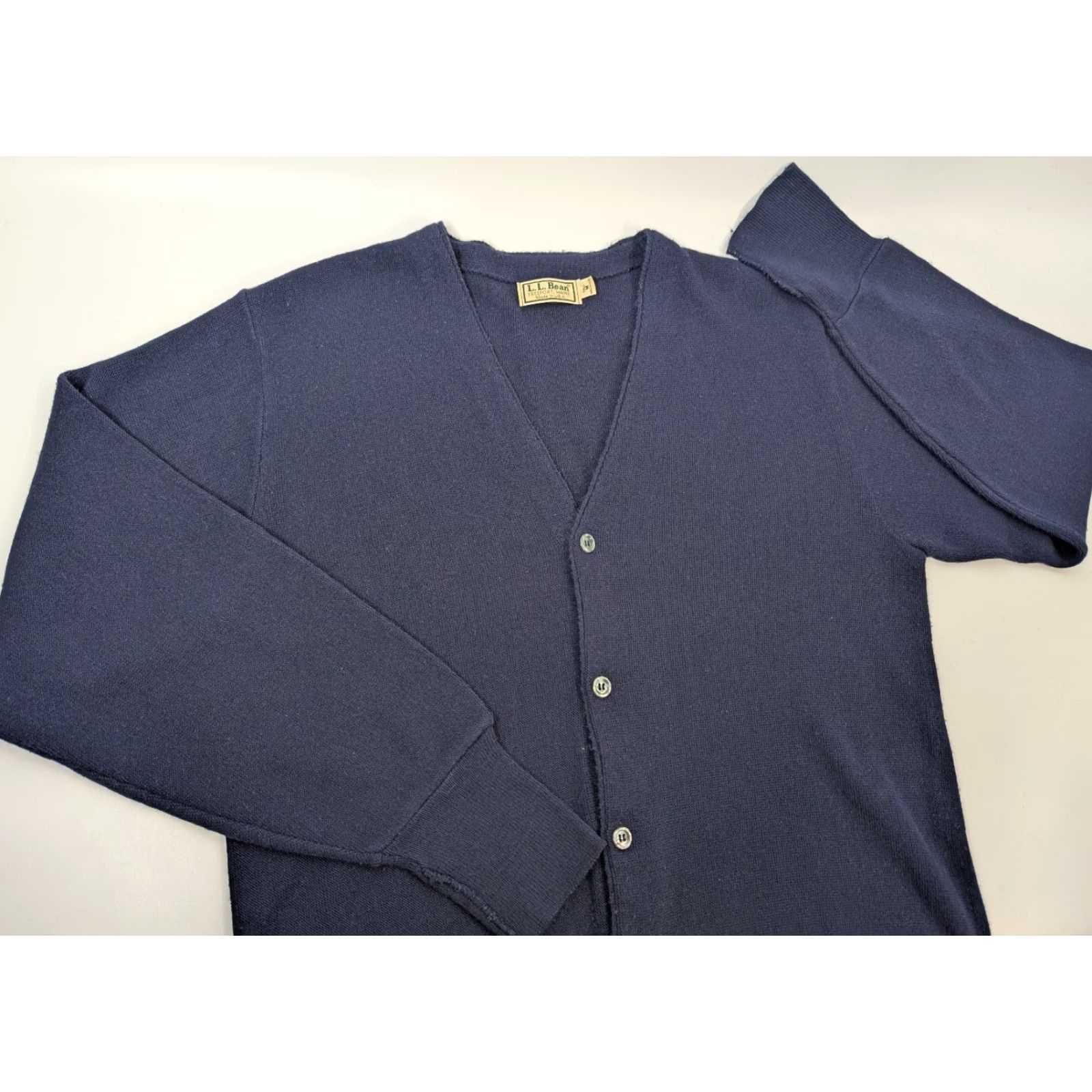 Vintage VINTAGE L.L. Bean Cardigan Navy Knit Sweater Button Mens Medium Tall USA Acrylic Shirt Size US M / EU 48-50 / 2 - 2 Thumbnail