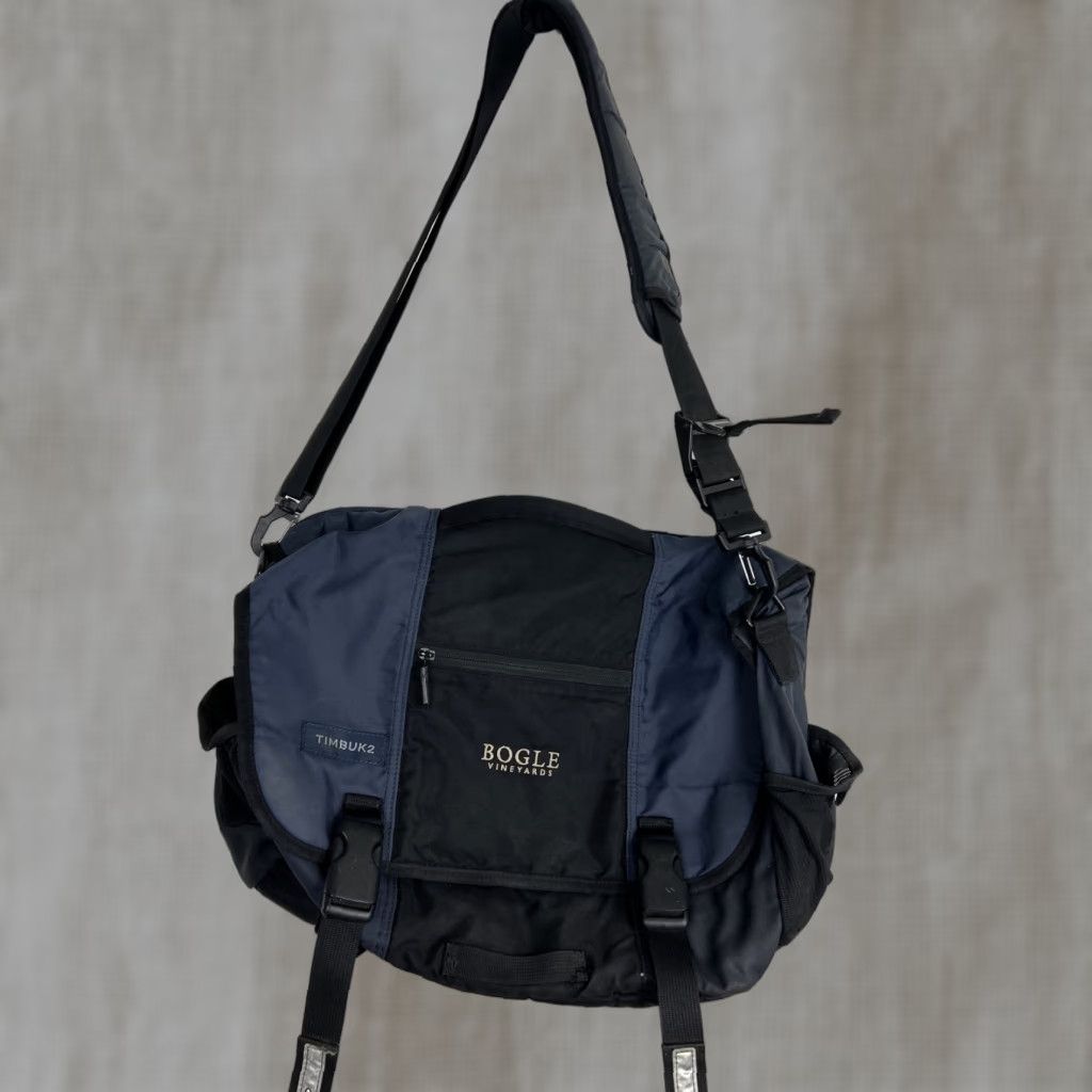 Vintage Timbuk2 Messenger Bag Black Gray Embroidered Top Handle 18x12x7 Large Men Buckle Size US L / EU 52-54 / 3 - 1 Thumbnail