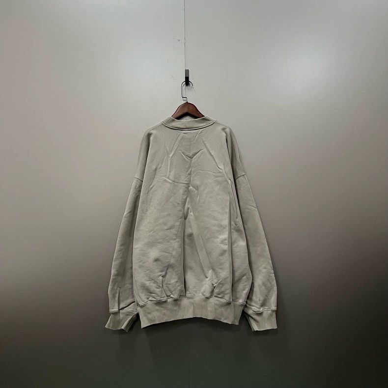 Balenciaga Balenciaga Grey embroidered logo sweatshirt Size US M / EU 48-50 / 2 - 2 Thumbnail