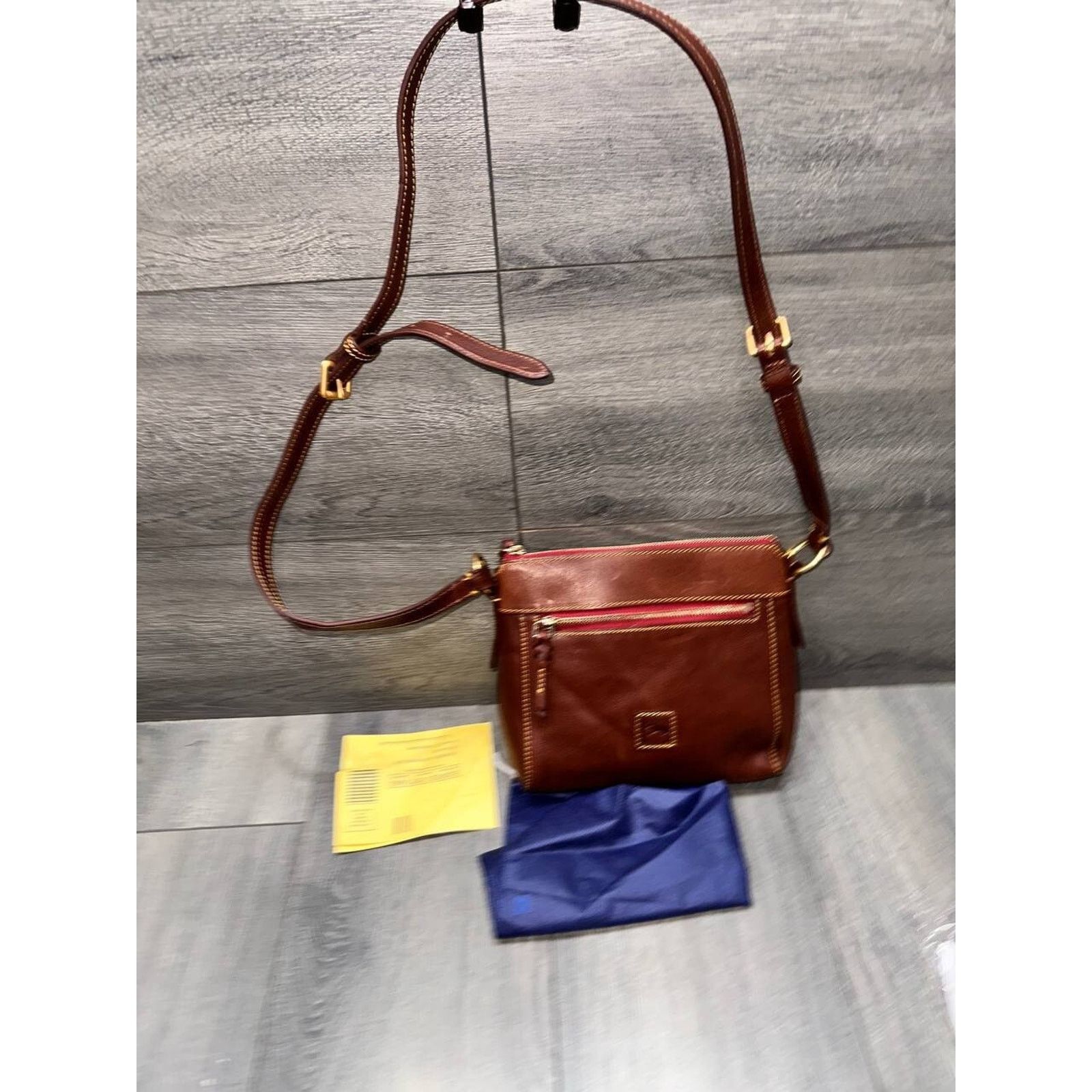 Dooney & Bourke Dooney & Bourke Florentine Leather Allison Cross Bag A639115 Size ONE SIZE - 3 Thumbnail