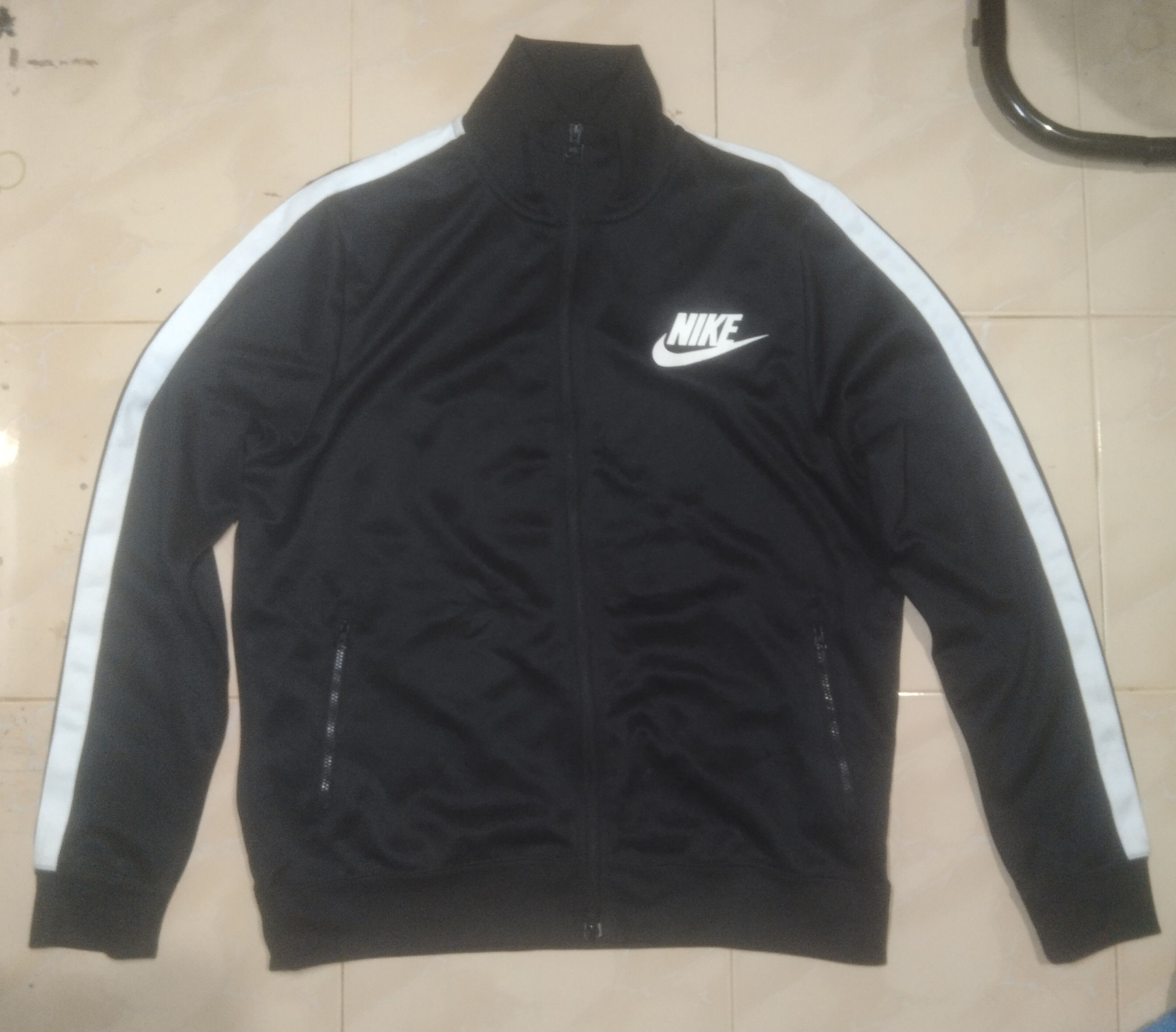 Nike Nike track jacket Size US L / EU 52-54 / 3 - 1 Thumbnail