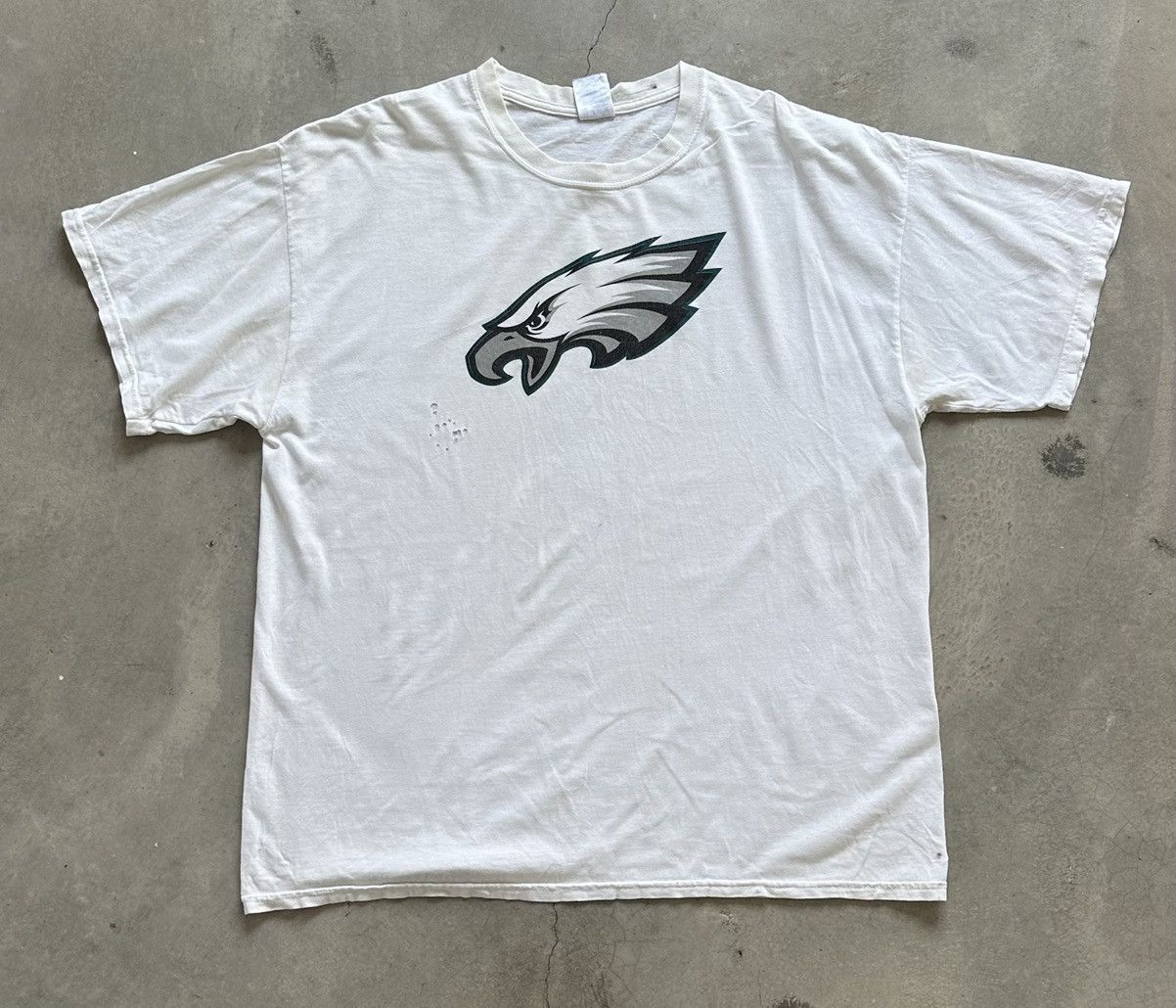 Gildan VINTAGE PHILADELPHIA EAGLES DISTRESSED TEE Size US XL / EU 56 / 4 - 1 Thumbnail