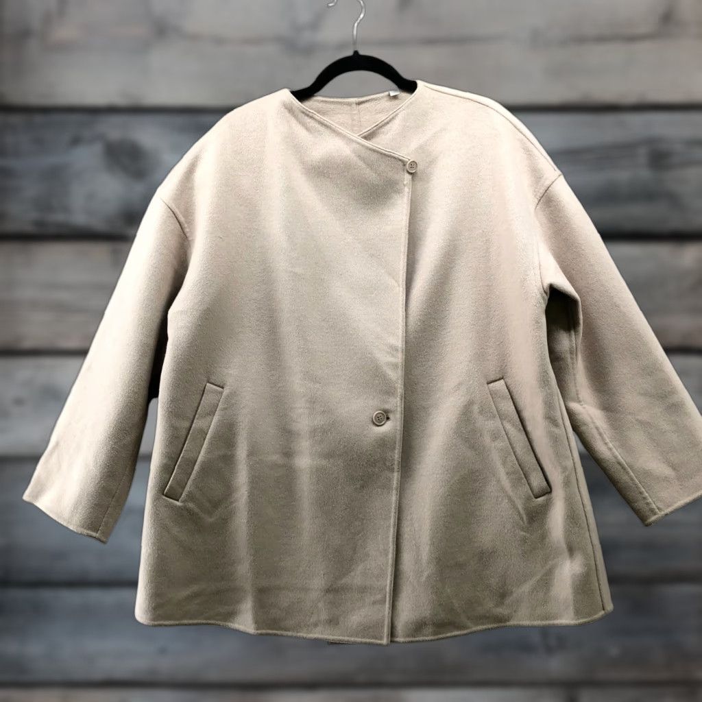 Uniqlo VINTAGE? Uniqlo Coat, Oversized Short Coat, Womens M, Beige, Wool Blend, Button, Fall Winter, Classic, Overcoat, Wool, Regular Size 32" / US 10 / IT 46 - 1 Thumbnail