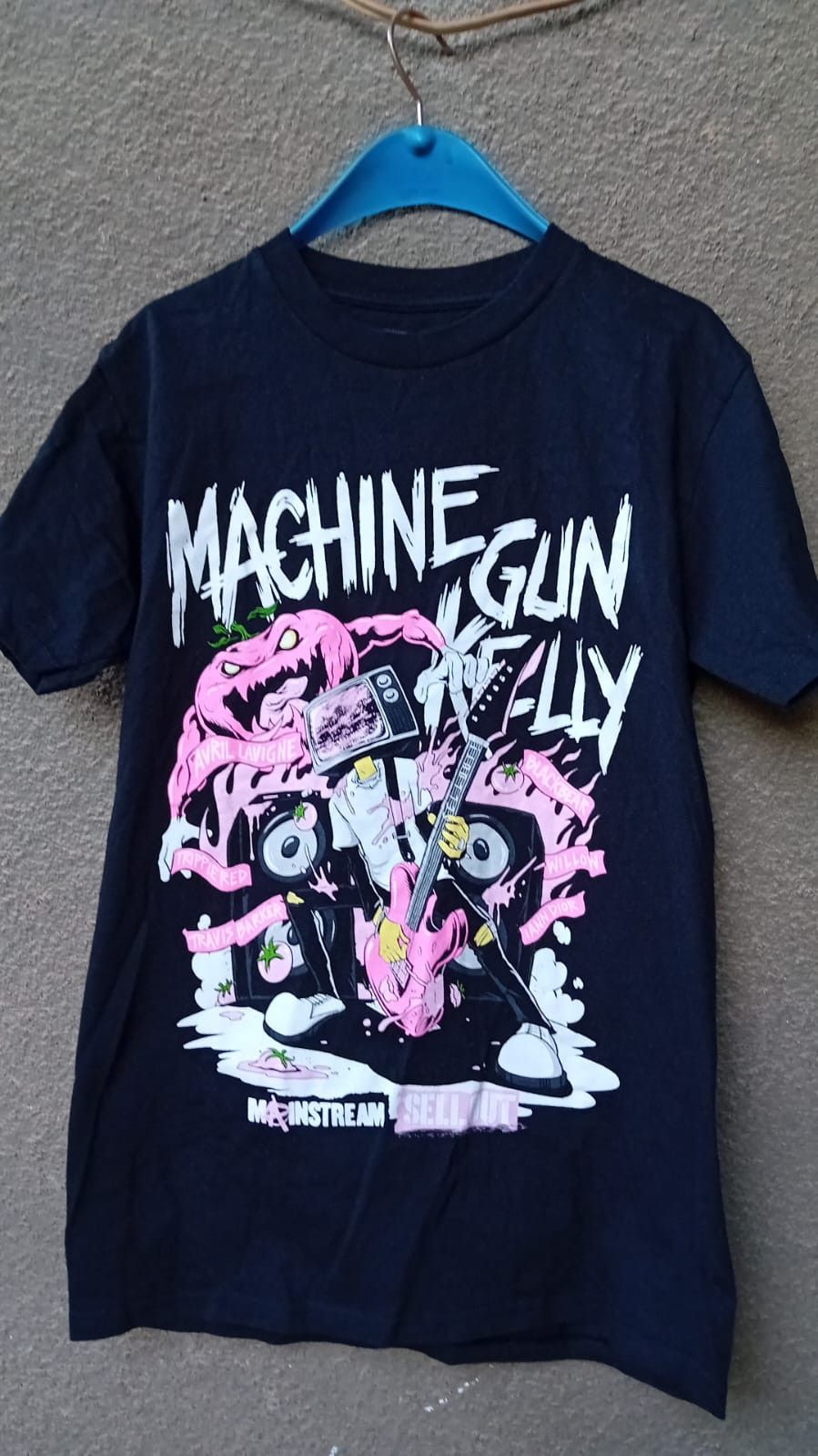 Band Tees Machine Gun Kelly 2022 Mainstream Sell Out Concert Tour Tee Size US S / EU 44-46 / 1 - 1 Thumbnail