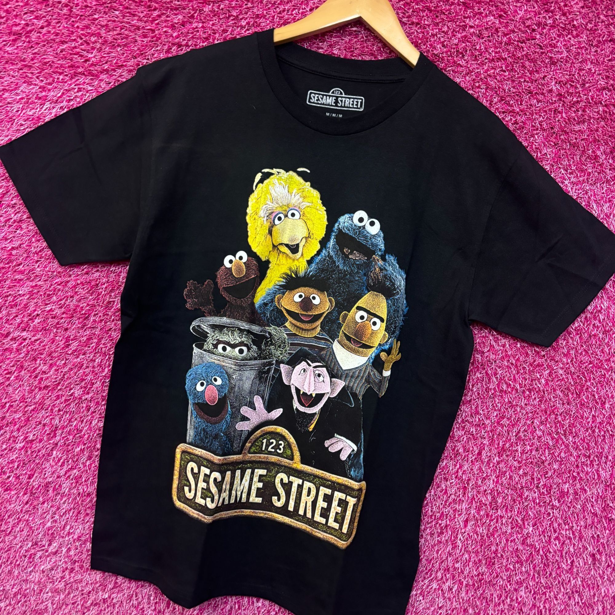 Other Sesame Street character tshirt size medium Size US M / EU 48-50 / 2 - 3 Thumbnail