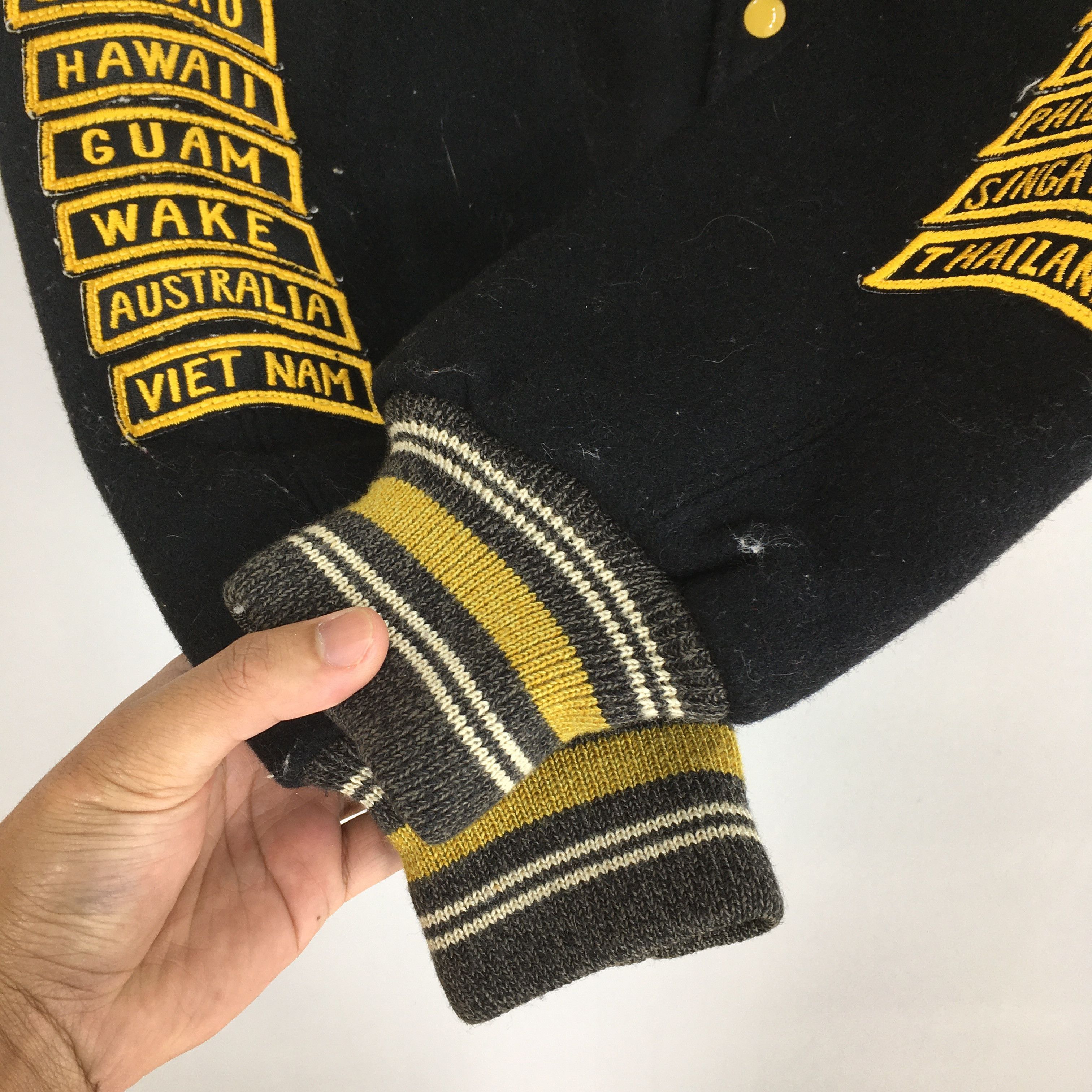 Buzz Rickson's Vintage Buzz Rickson Bomber Barons Travis AFB Jacket Medium Size US M / EU 48-50 / 2 - 3 Thumbnail