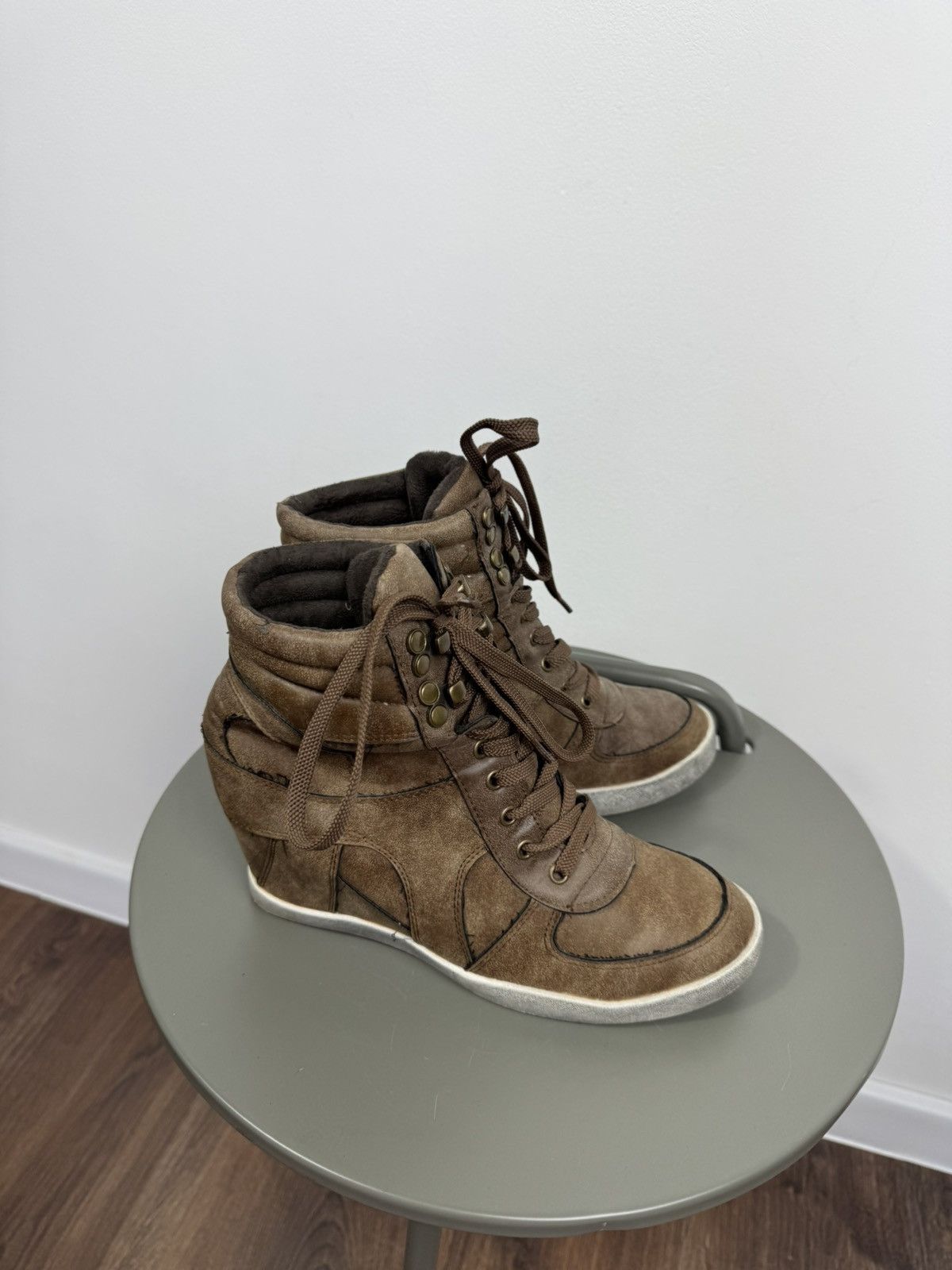 Other Suede High Top Wedge Sneakers Hidden Heel Shoes Women 41 Size US 9.5 / IT 39.5 - 10 Thumbnail