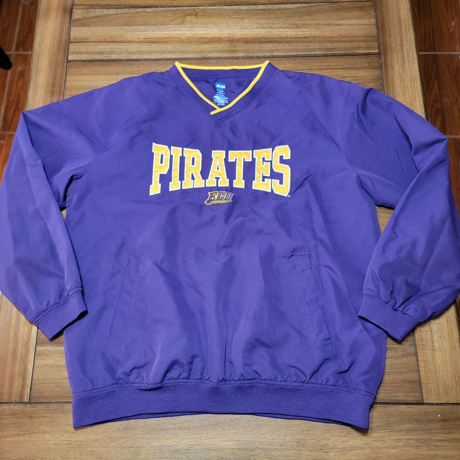 NCAA NCAA East Carolina Pirates Purple Pullover - Size Medium Size US M / EU 48-50 / 2 - 1 Thumbnail
