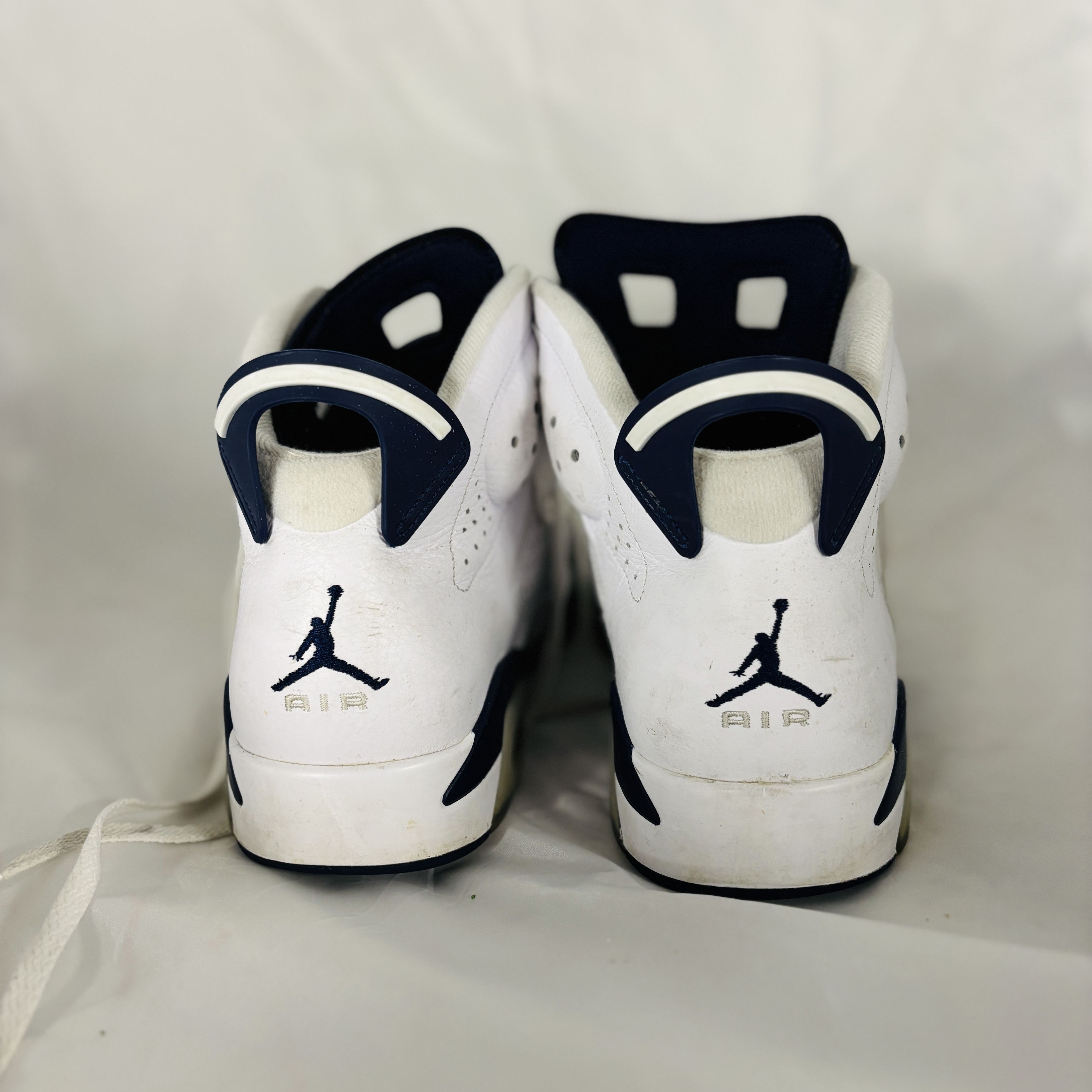 Jordan Brand × Nike Pre-Owned Jordan 6 Retro 'Midnight Navy' (White) Size 11 Size US 11 / EU 44 - 2 Thumbnail