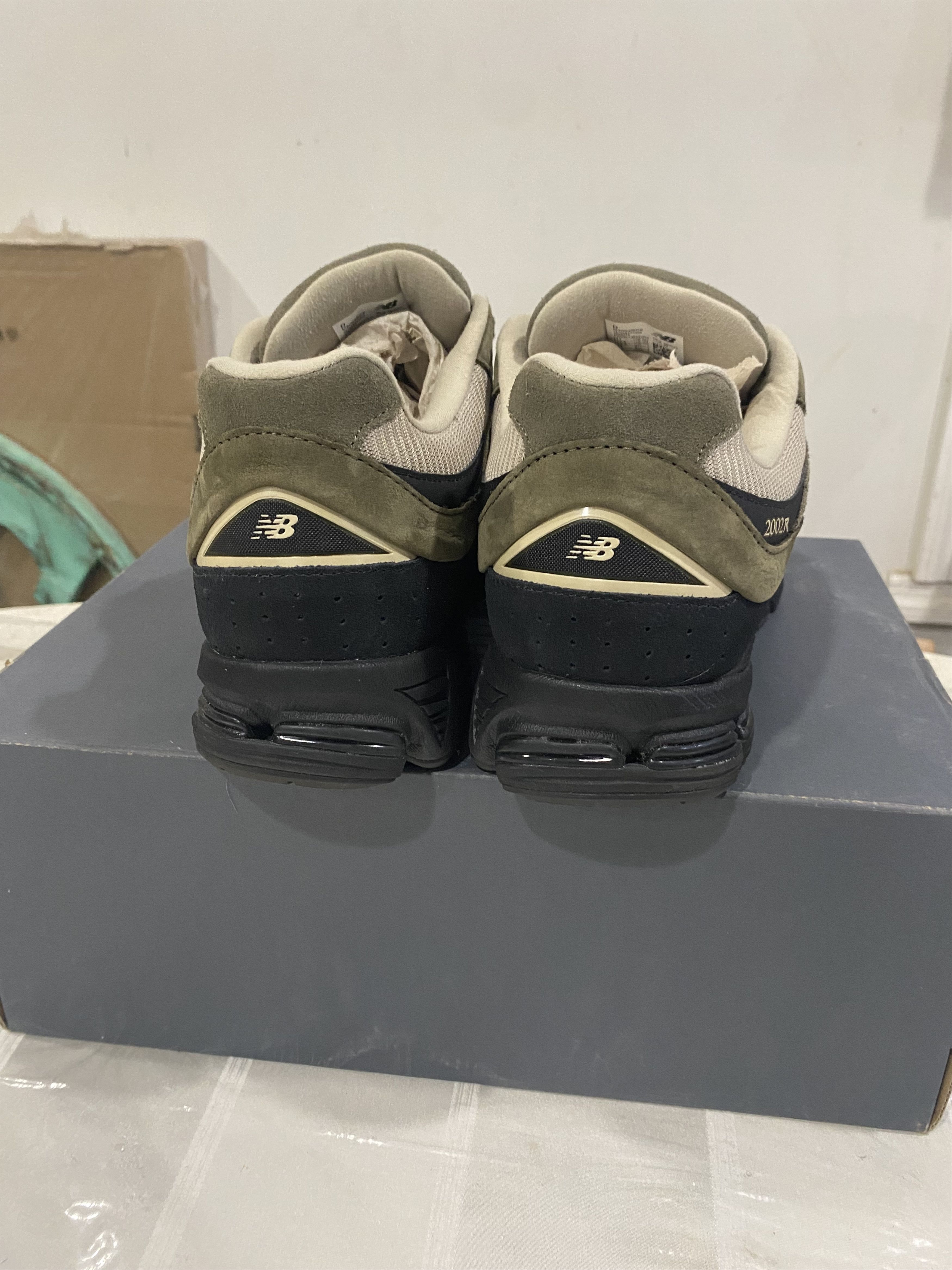 New Balance New Balance 2002R Size US 11 / EU 44 - 6 Thumbnail