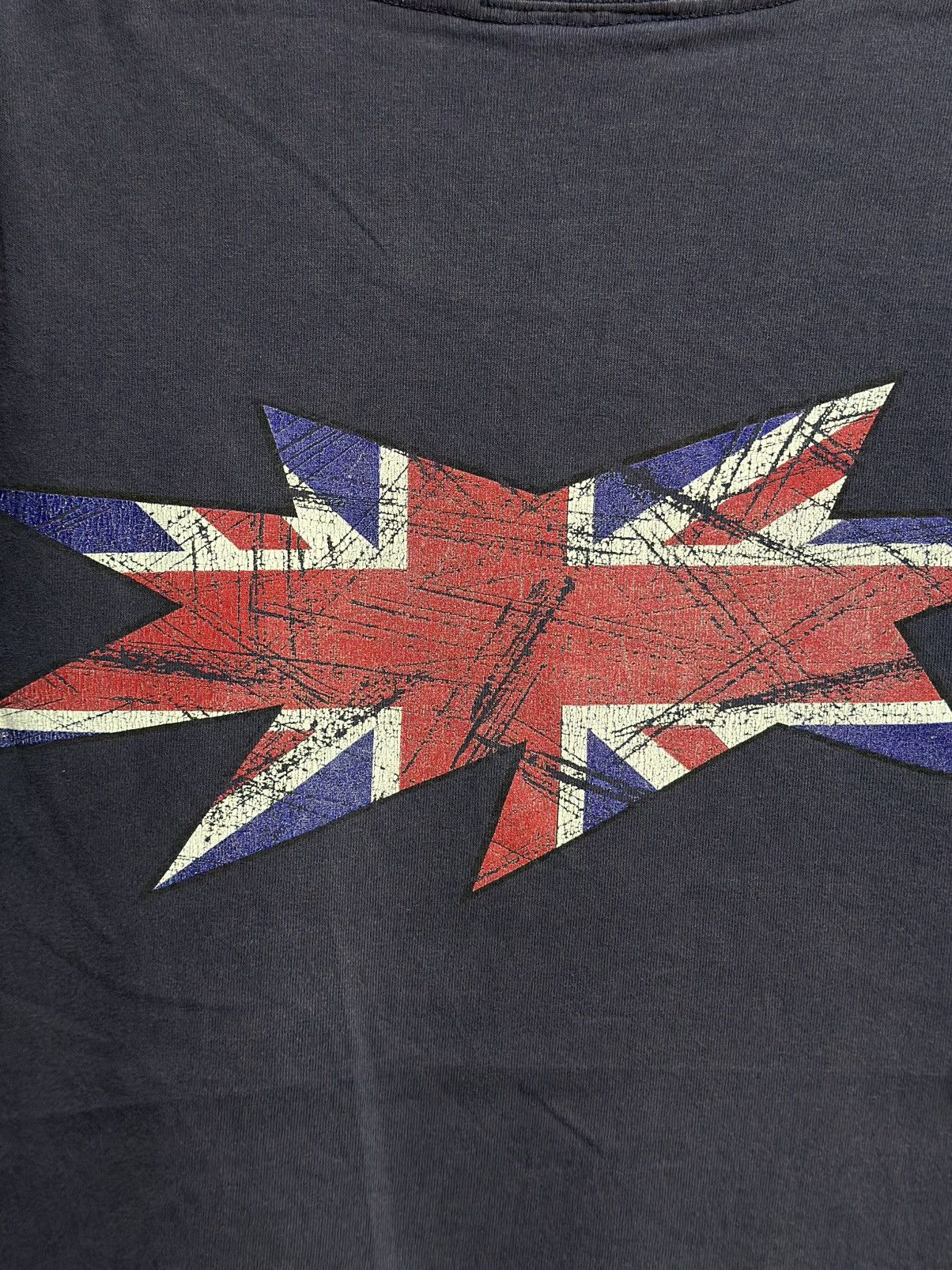 Reebok × Vintage Vintage Reebok Britain Flag Faded Tee Size US XL / EU 56 / 4 - 2 Thumbnail