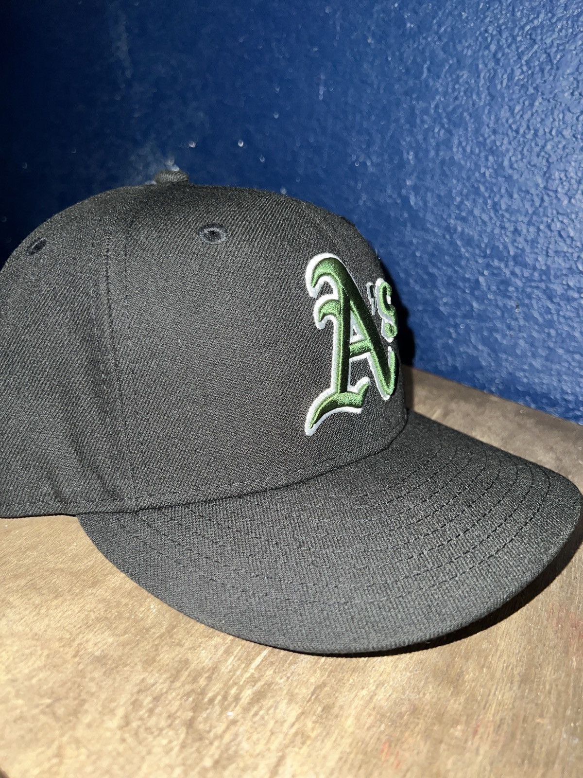 New Era Oakland A’ s fitted size 7 1/4 Size ONE SIZE - 3 Thumbnail