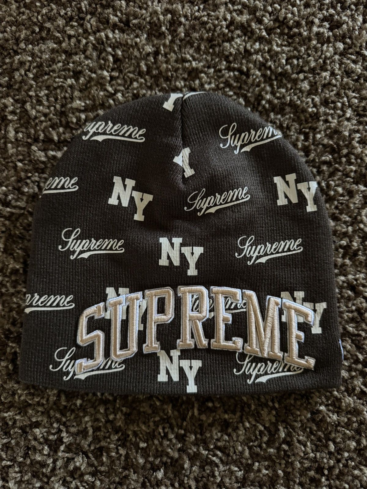 Supreme SUPREME 2001 FAT TIP BEANIE MONOGRAM LV HAT CAP WHITE RED