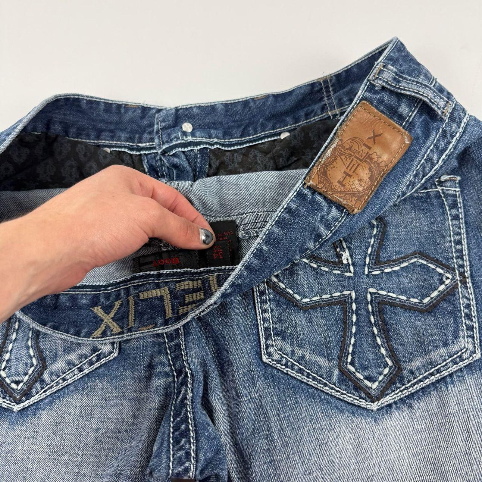 Vintage y2k archive faded embroidered baggy wide leg jeans