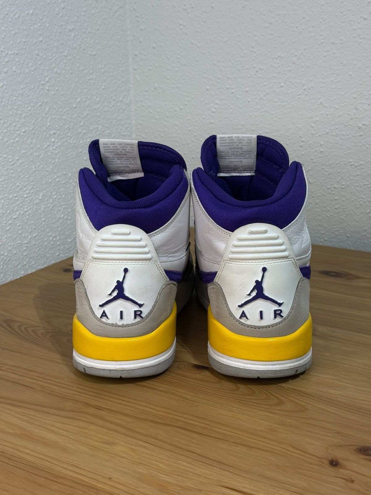 Jordan Brand × Nike Nike Air Jordan Legacy 312 Lakers Size US 10 / EU 43 - 6 Thumbnail