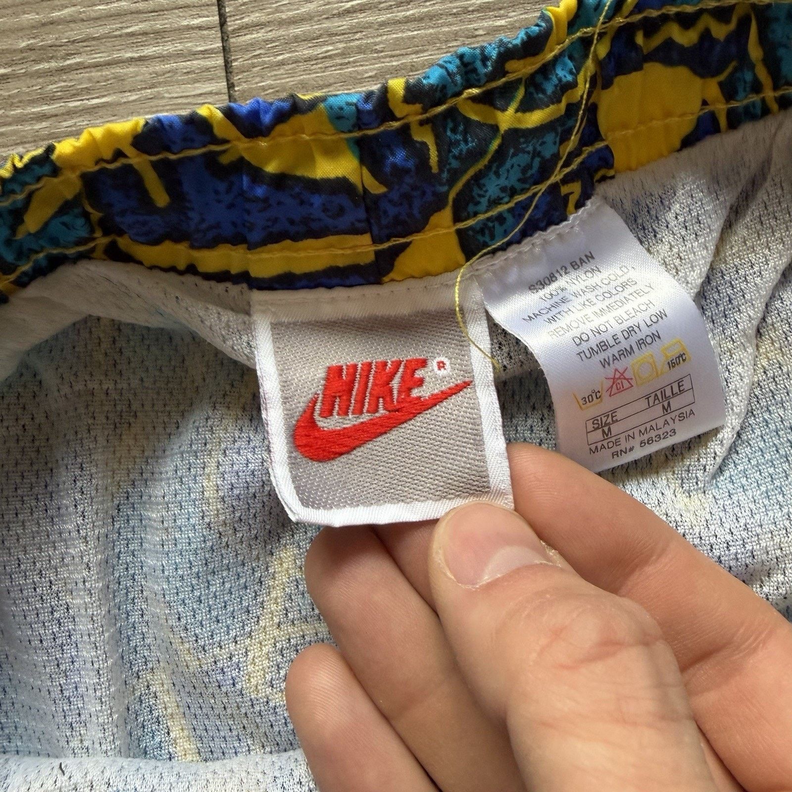 Nike Vintage 90s Nike Nylon Swim Shorts Medium Lined Trunks ACG Size US 32 / EU 48 - 3 Thumbnail