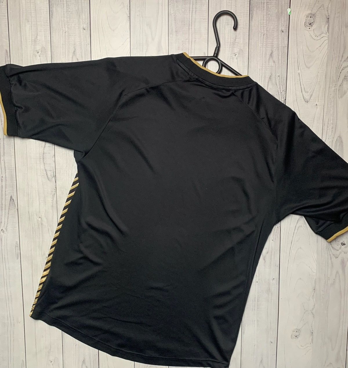 Other Vintage Nike total 90 soccer tee mercurial size S black/gold Size US S / EU 44-46 / 1 - 7 Thumbnail