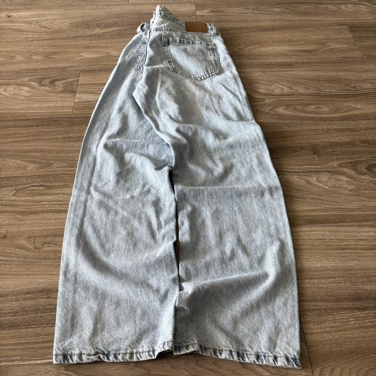 Aeropostale Crazy Vintage Y2K/2000s Aeropostale Light Wash Low Rise Baggy Denim Jeans! 33x31 Size US 33 - 4 Thumbnail