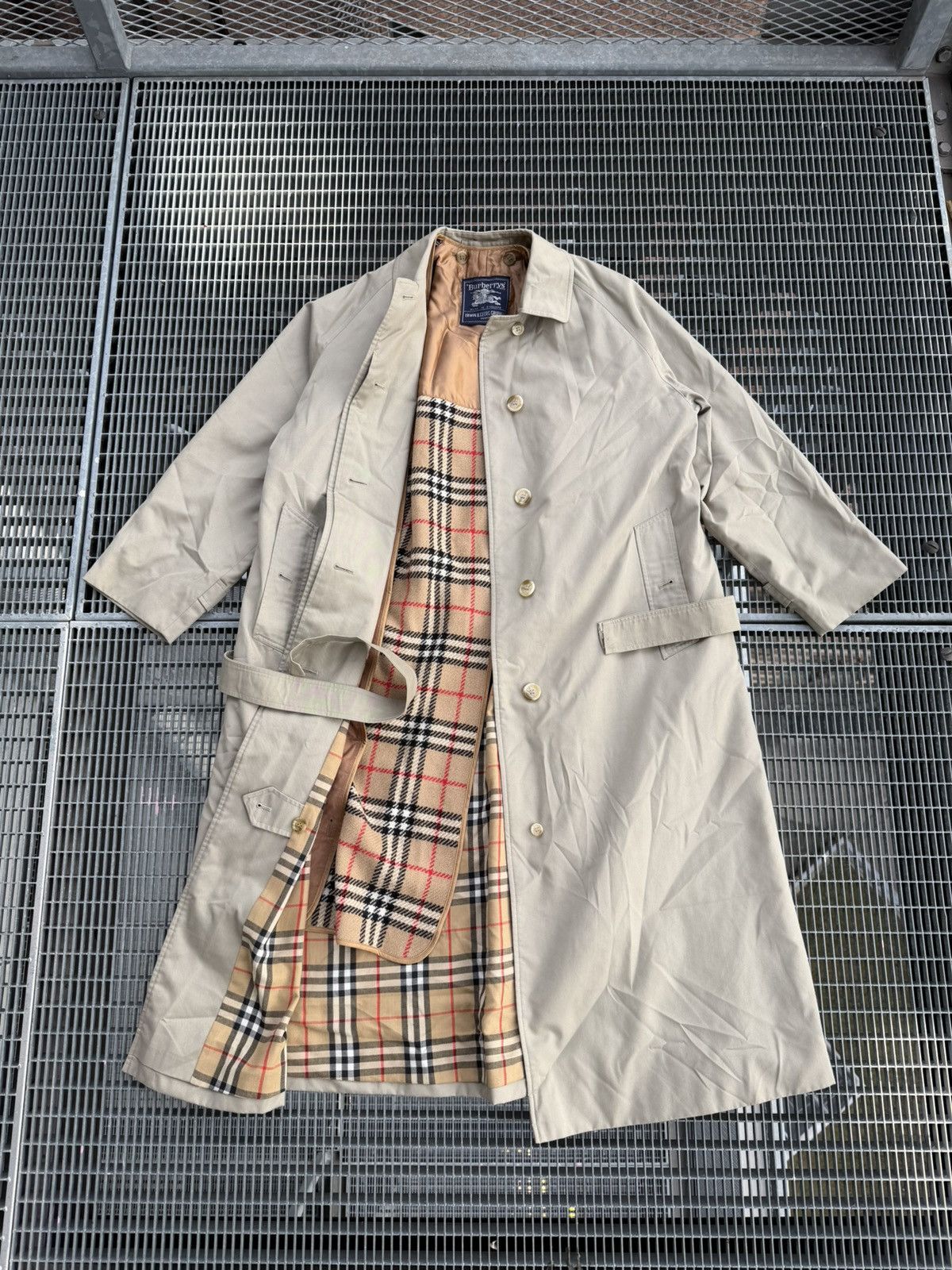 Burberry Burberrys Nova Check Insulated Trench Coat Size US XL / EU 56 / 4 - 1 Thumbnail