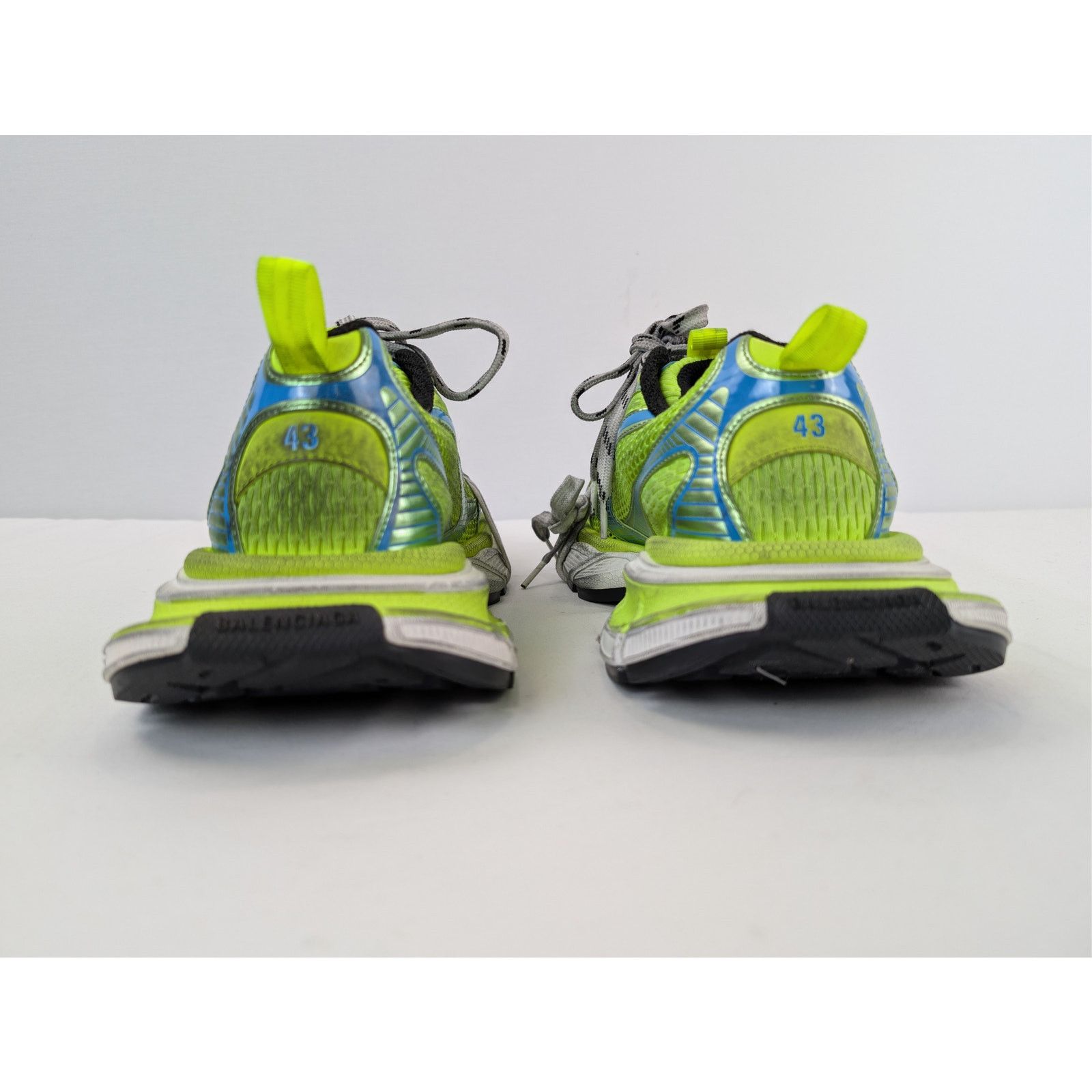 Balenciaga o1rshd1 3XL Low-Top Sneakers in Fluo Yellow / Blue Size US 12 / EU 45 - 12 Thumbnail