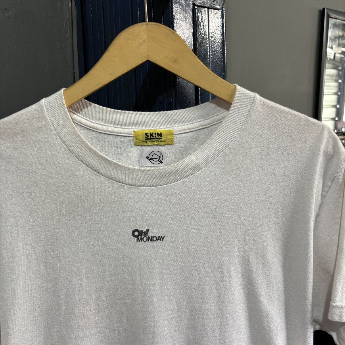 Japanese Brand Skin Oh Monday Tshirt Size US L / EU 52-54 / 3 - 4 Thumbnail