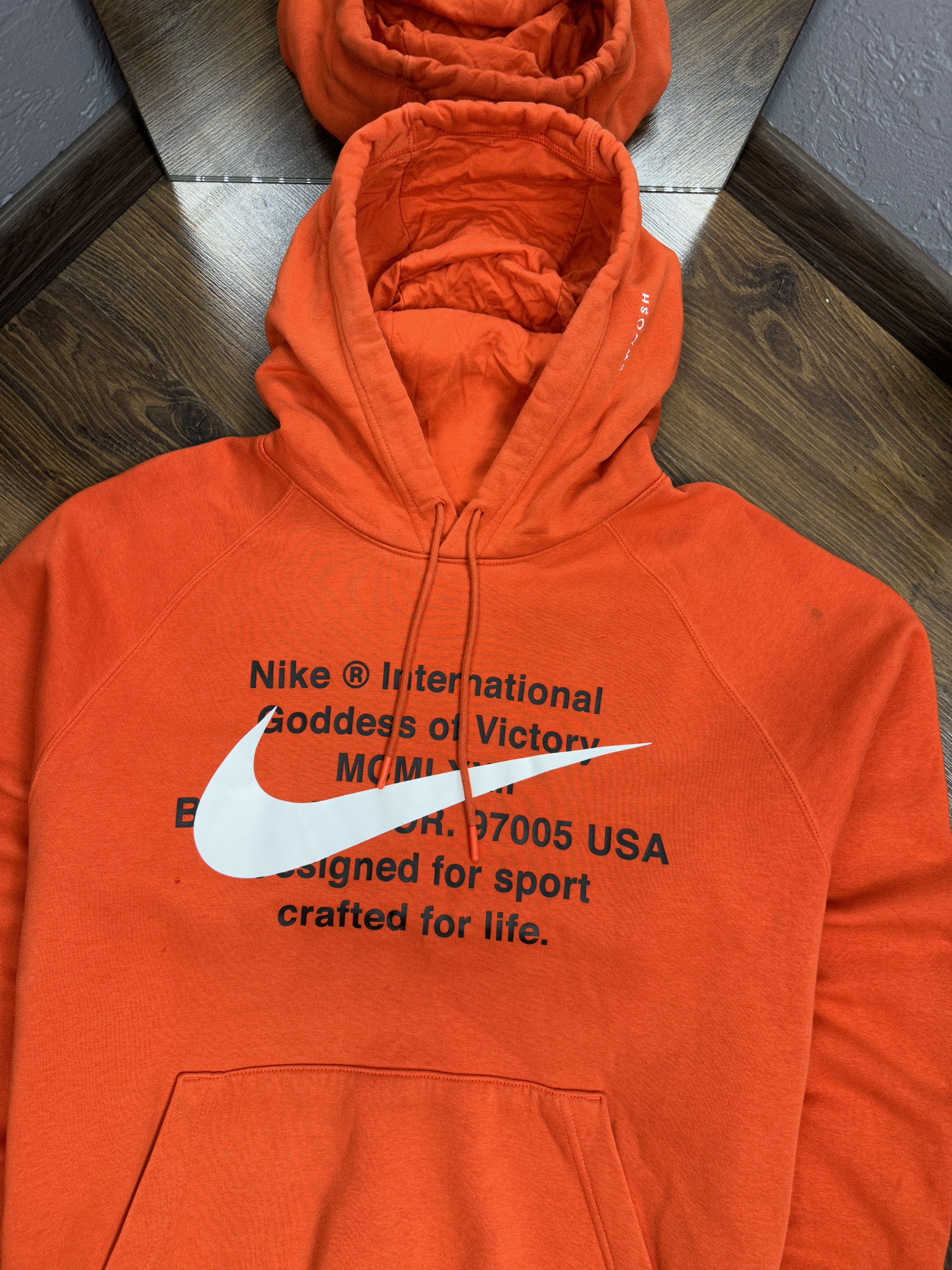 Nike Nike International Mens Big Logo Hoodie Size US L / EU 52-54 / 3 - 2 Thumbnail
