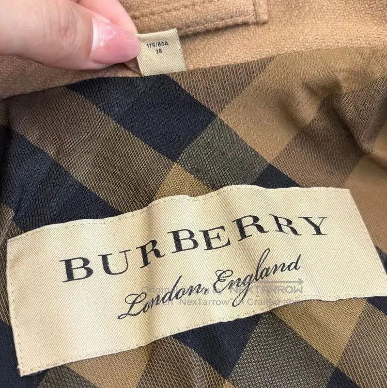 Burberry Burberry Camel Wool Long Coat for Women. Size M / US 6-8 / IT 42-44 - 7 Thumbnail