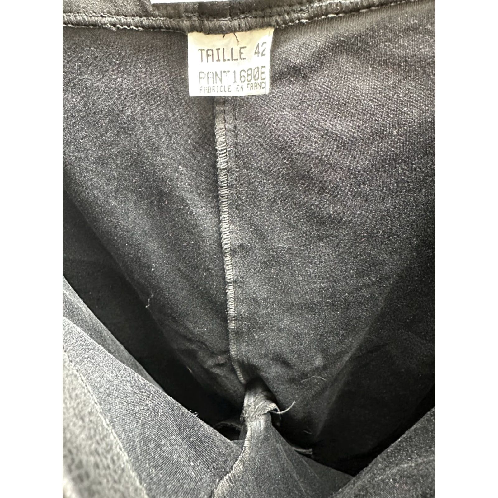 Vintage Absolu Black Faux Suede Pants Leggings High Rise Ankle Size 10 US 42 Womens Slim 31 in Waist 30.5 in Inseam Polyester Blend Stretch VINTAGE? Size 32" / US 10 / IT 46 - 5 Thumbnail