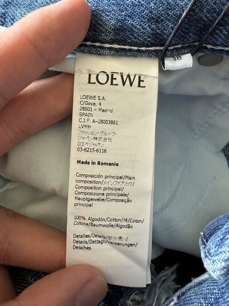 Loewe LOEWE shorts Size 25" / US 0 / IT 36 - 4 Thumbnail