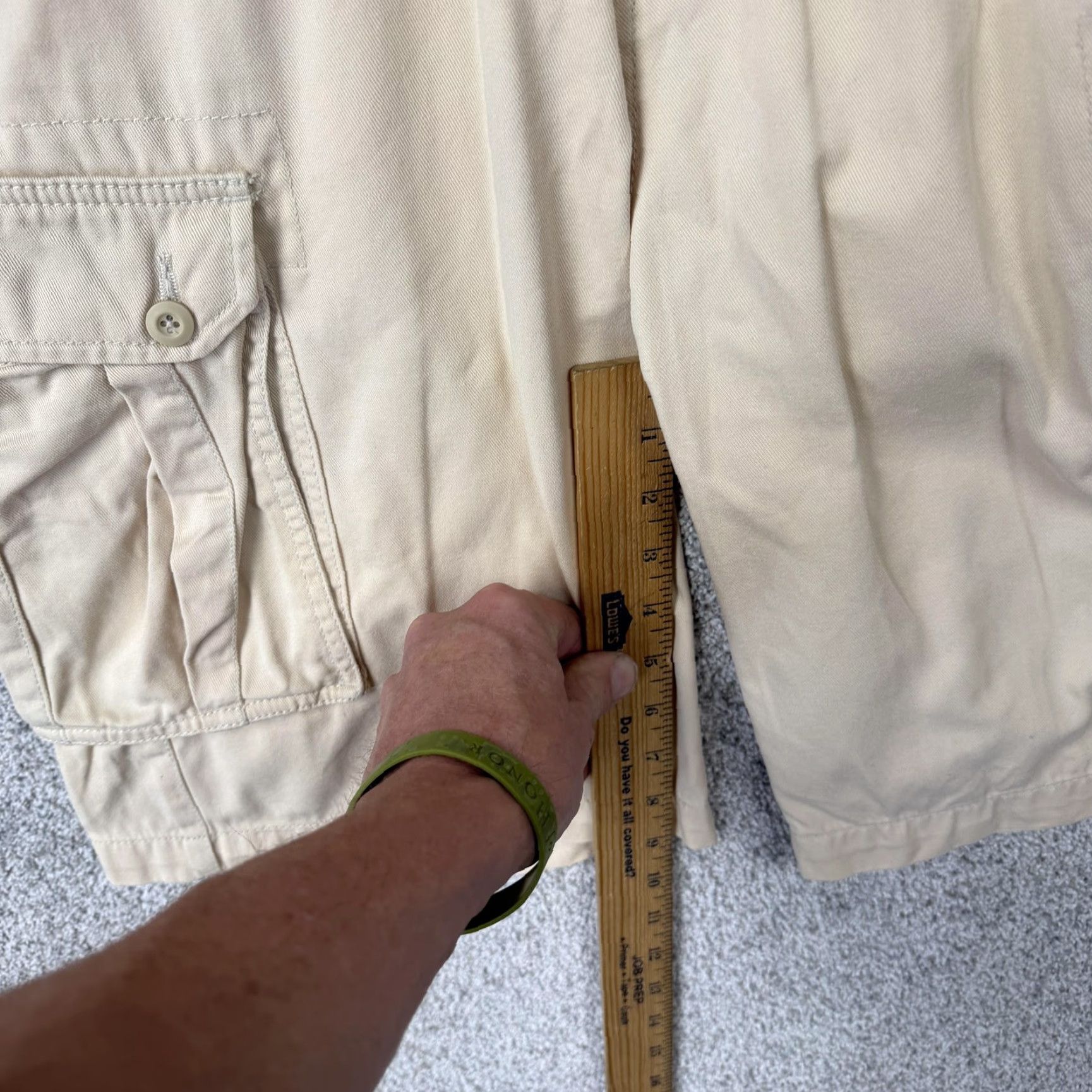 Vintage Vtg OTB Cargo Shorts Mens 28x9 Beige Canvas Cargo Pocket Pockets Flat Front Zip Fly Modern Grunge Outdoor Retro 90s Mens Size US 28 / EU 44 - 5 Thumbnail