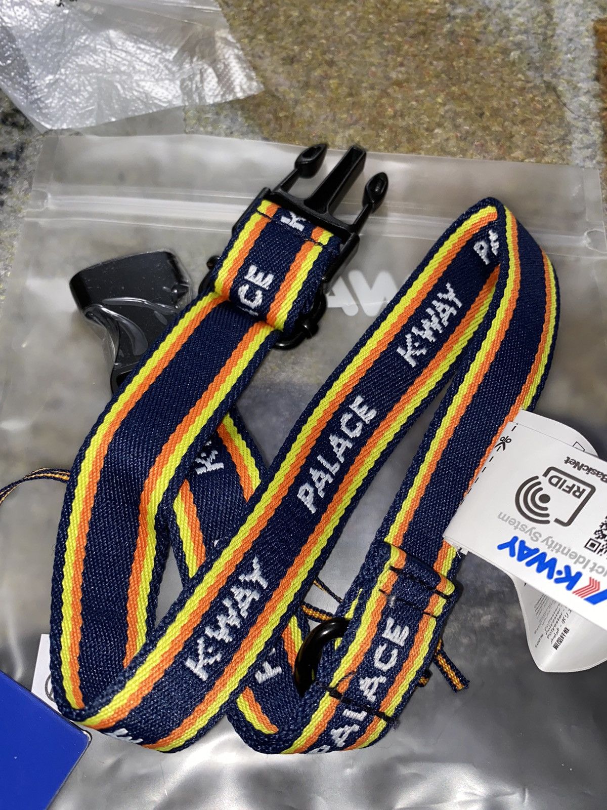 K-Way × Palace Palace K-Way Dog Collar Size ONE SIZE - 2 Thumbnail