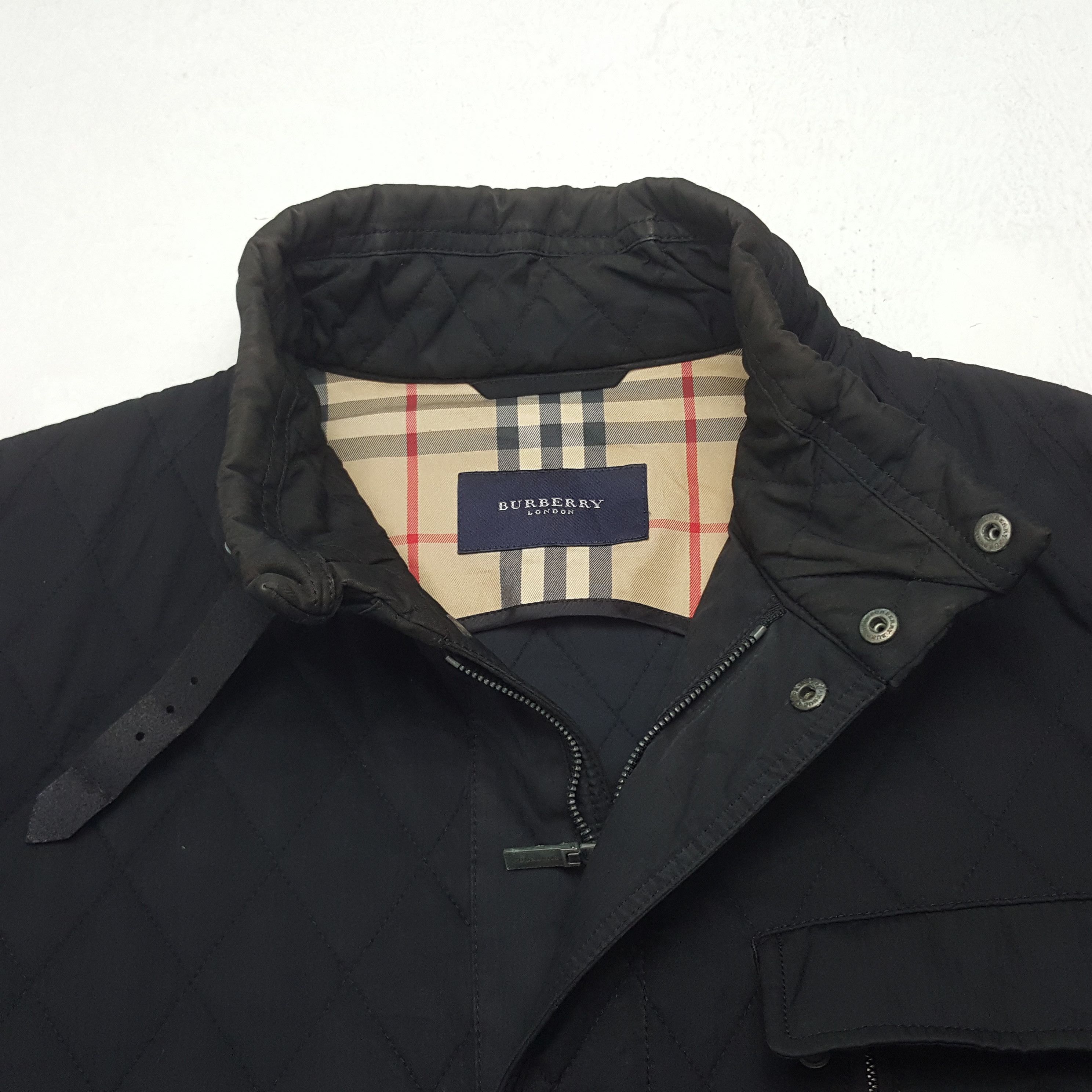 Burberry Vintage Burberry London Custom Spell Out Zipper Jacket Size US L / EU 52-54 / 3 - 5 Thumbnail
