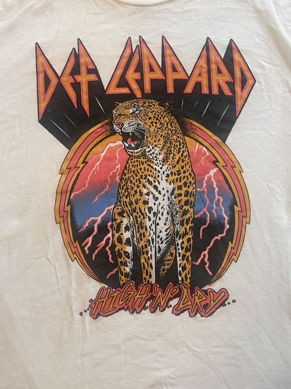 Other Def Leppard High N Dry T-Shirt Men's Sz Large Tee Shirt Size US L / EU 52-54 / 3 - 2 Thumbnail