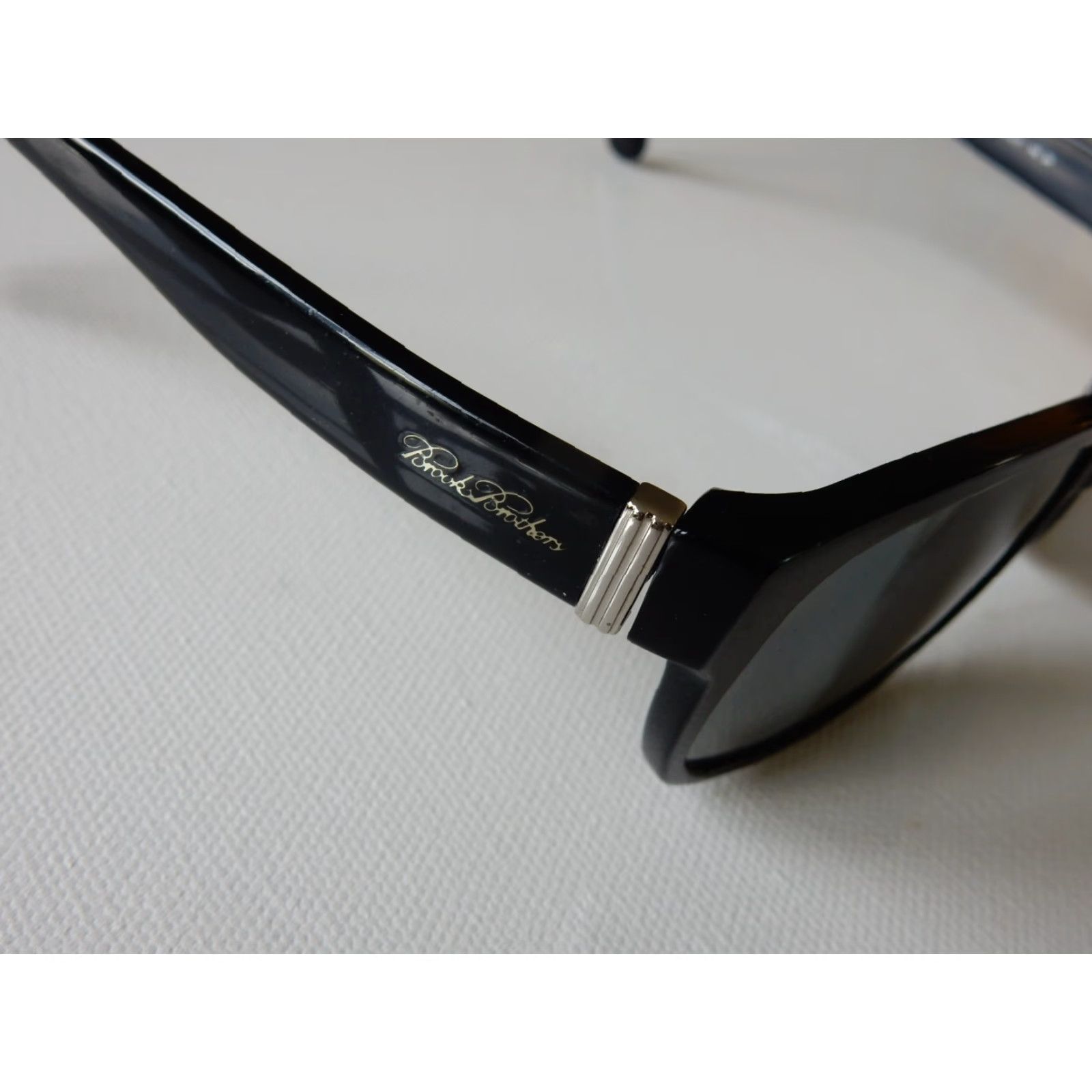 Brooks Brothers VINTAGE Brooks Brothers Men Sunglasses Frames Only Black Prescription Small Scratches Size ONE SIZE - 5 Thumbnail