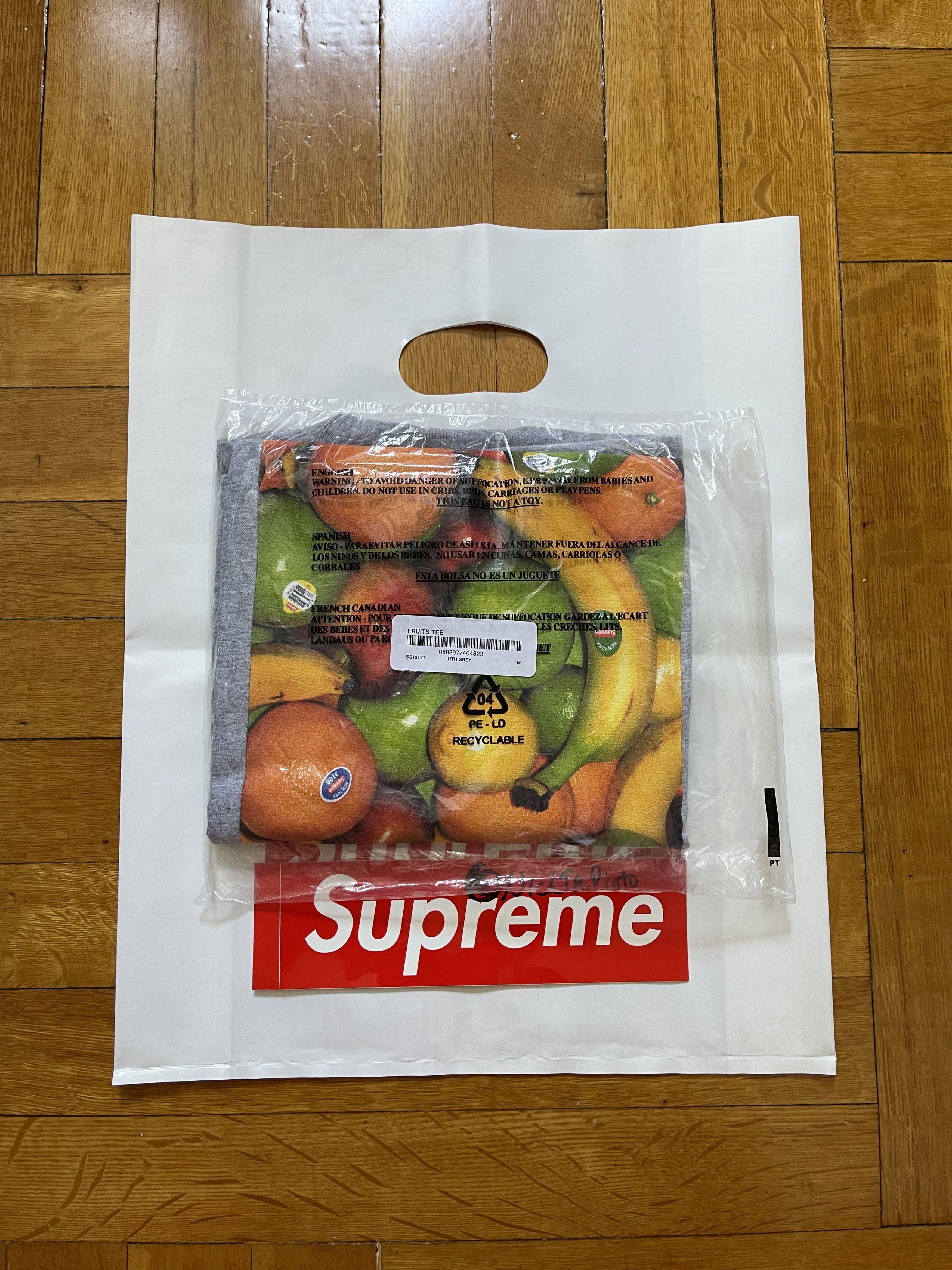 Supreme Fruits Tee Size US M / EU 48-50 / 2 - 1 Thumbnail