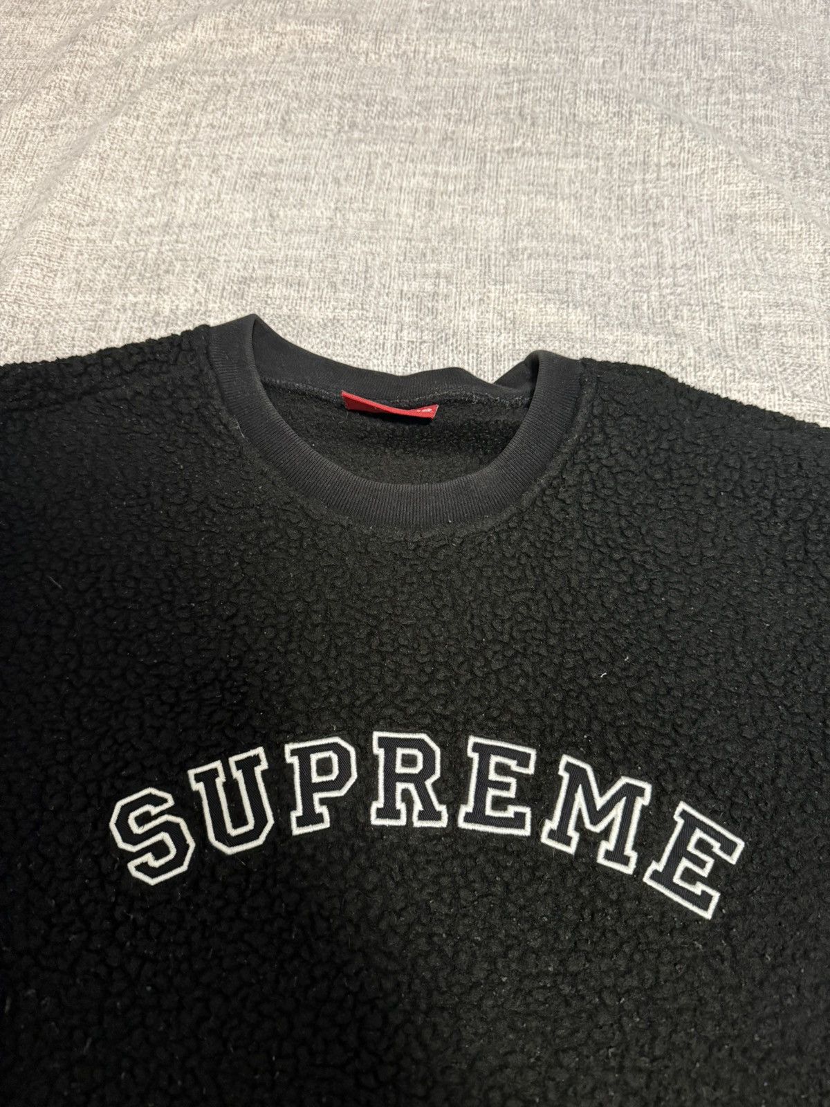 Supreme Supreme polartec deep pile arc logo crewneck Size US L / EU 52-54 / 3 - 2 Thumbnail
