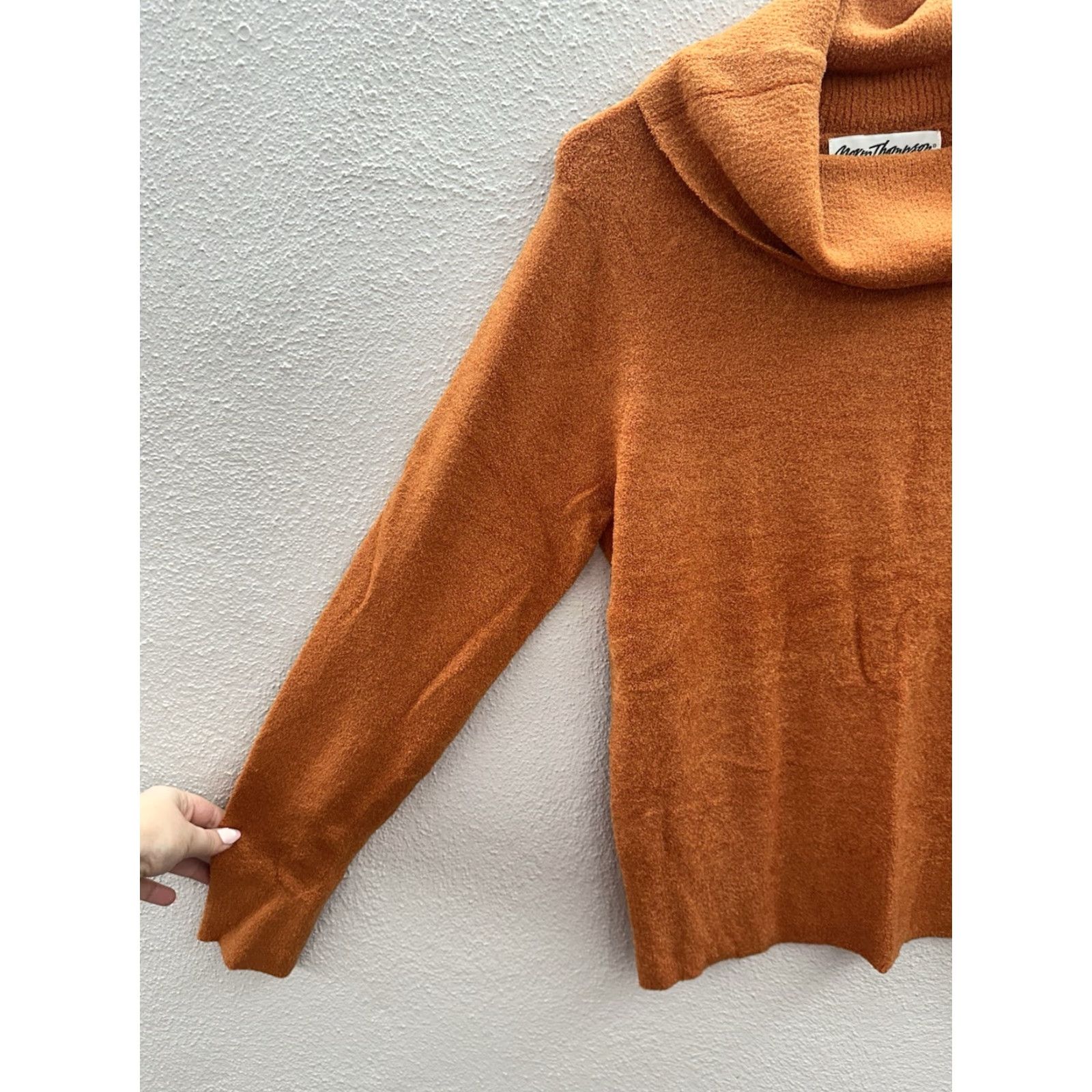 Jim Thompson VINTAGE Norm Thompson Womens Sweater Orange Long Sleeve Turtleneck Size Large Pullover Knitted Knit-Style All Seasons 90s City Classic Womens Size L / US 10 / IT 46 - 2 Thumbnail