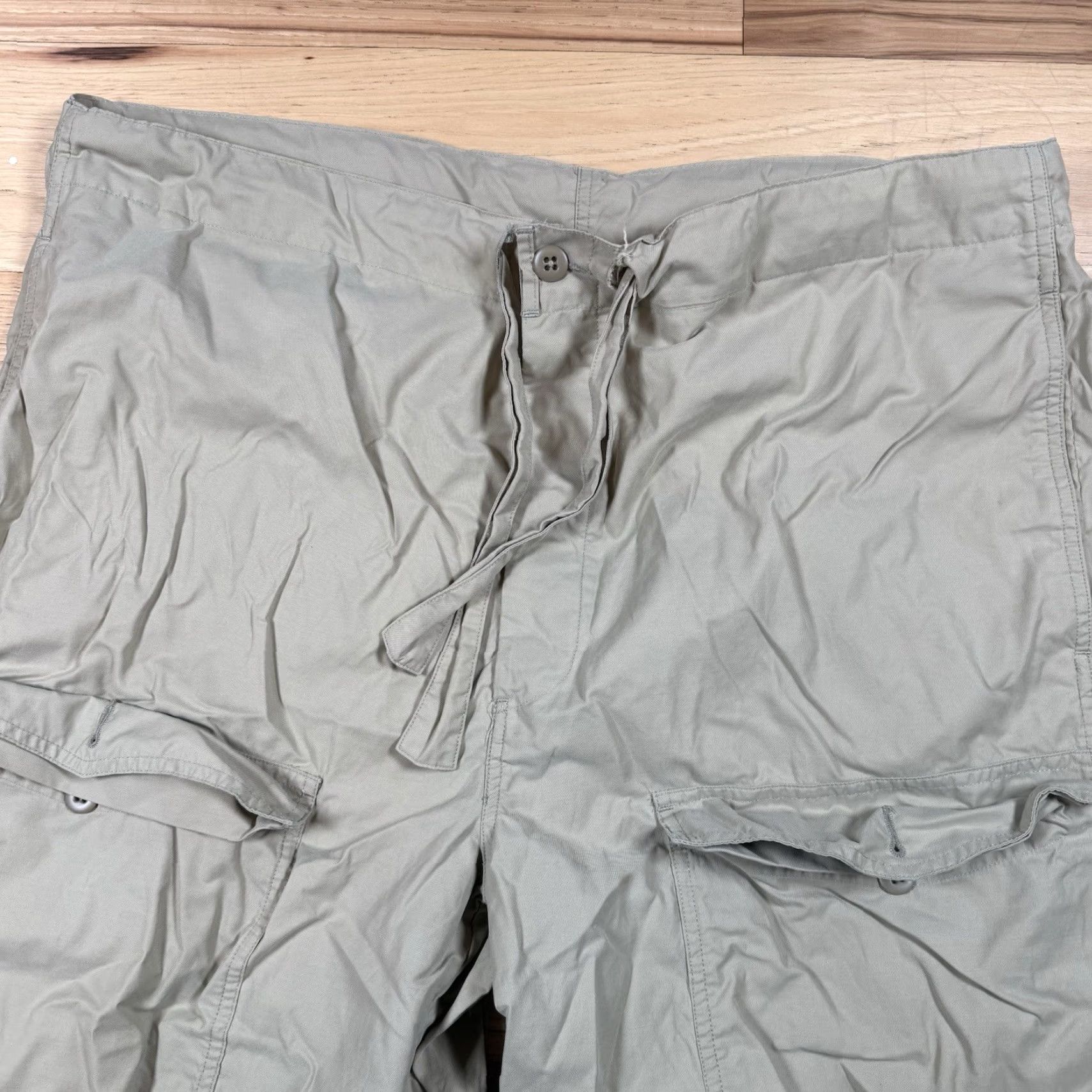 Polo Ralph Lauren VINTAGE Polo Ralph Lauren Sport Cargo Shorts Mens XL Khaki Beige Chino Military Sports Cargo Mens XL Size US XL / EU 56 / 4 - 4 Thumbnail