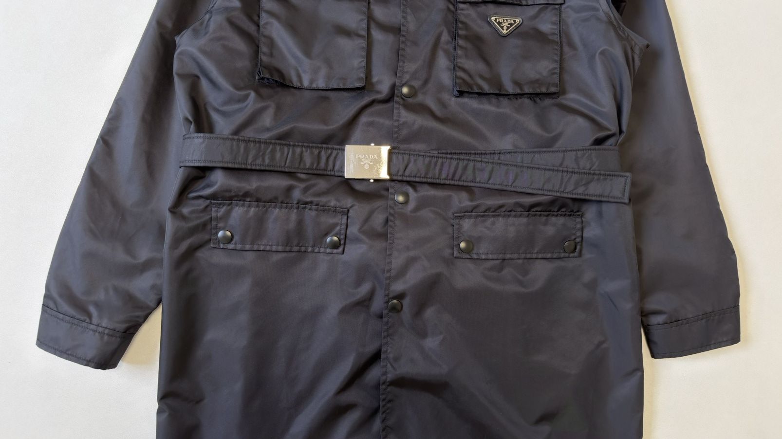 Prada A/W 19 ‘Black Nylon Gabardine Coat’ Size US M / EU 48-50 / 2 - 10 Thumbnail