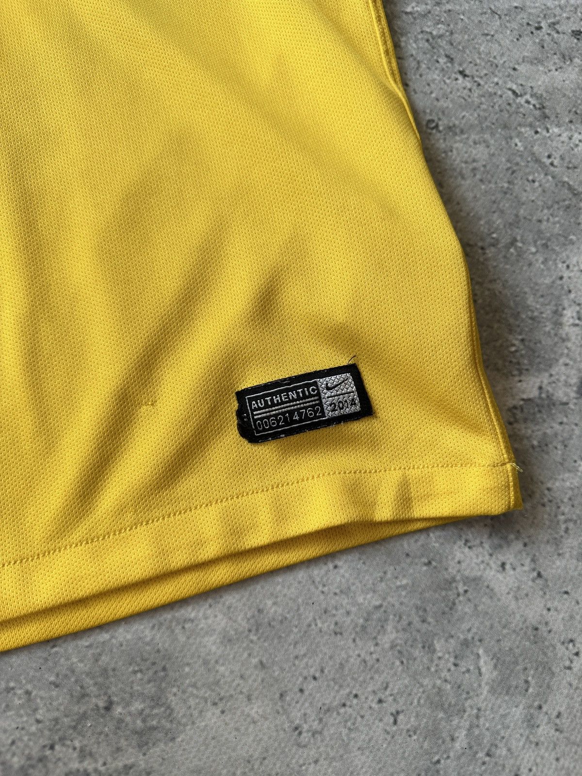 Nike BRAZIL NATIONAL TEAM 2014 HOME FOOTBALL TEE SHIRT Size US S / EU 44-46 / 1 - 5 Thumbnail