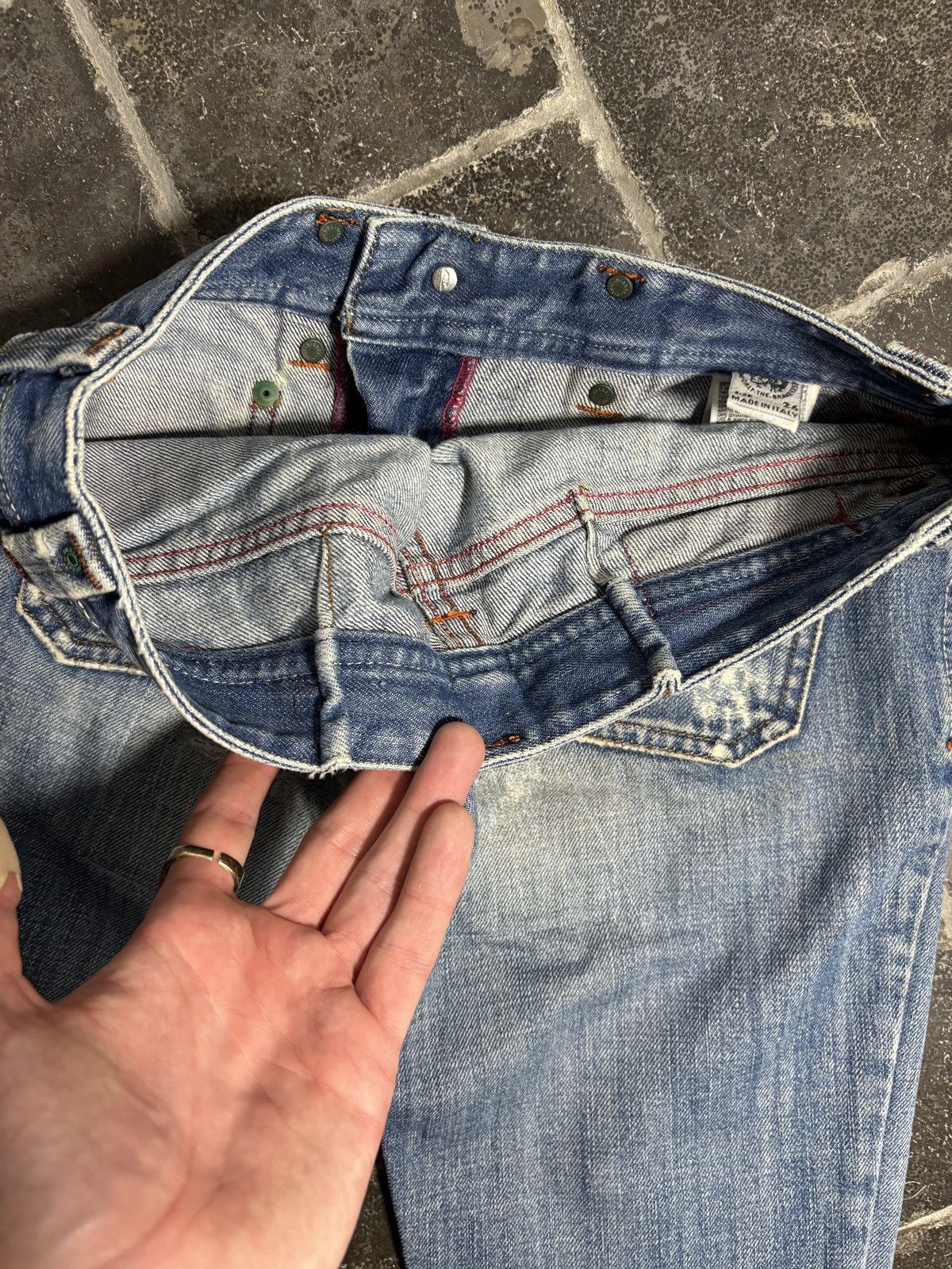 Diesel Vintage Diesel Jeans Y2K 2005 Made in Italy Denim Keate Blue Size 26" / US 2 / IT 38 - 14 Thumbnail