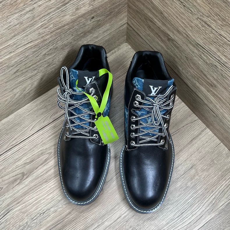 Louis Vuitton Louis Vuitton Oberkampt Black and Blue Doc Martens shoes Size US 8 / EU 41 - 4 Thumbnail