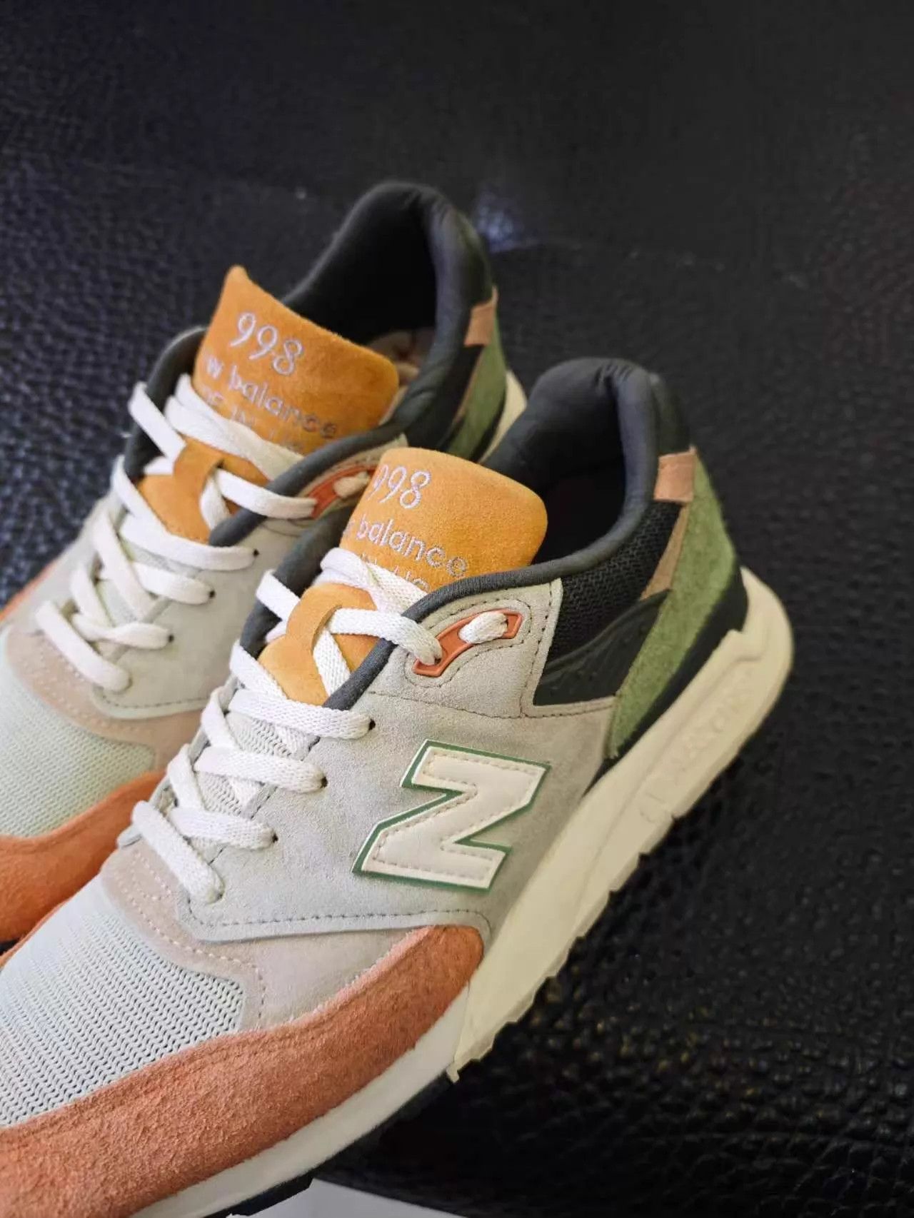 New Balance New Balance 998 US White/Yellow/Green Collab Vintage 43 Size US 10 / EU 43 - 2 Thumbnail