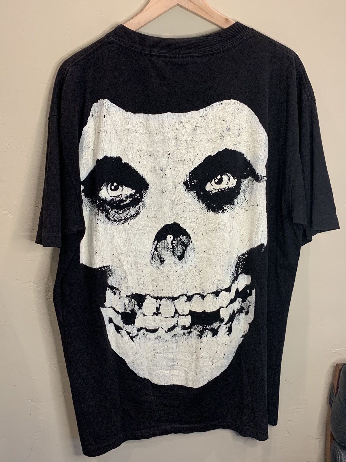 Band Tees *RARE* Vintage 1997 Misfits Glow in Dark Single Stitch Shirt Size US XL / EU 56 / 4 - 2 Thumbnail
