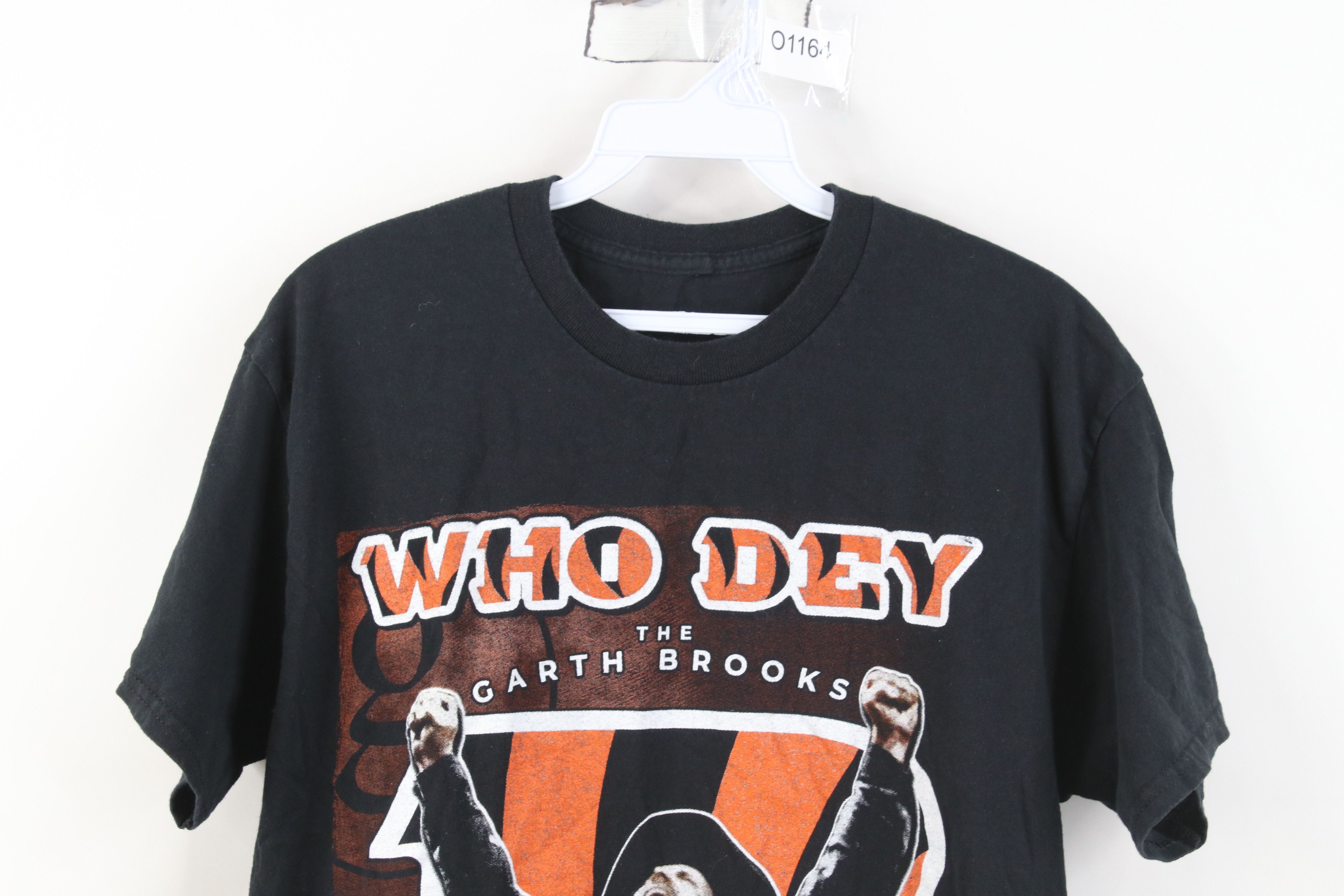 Vintage Y2K Garth Brooks Stadium Tour Band Concert T-Shirt Size US S / EU 44-46 / 1 - 2 Thumbnail