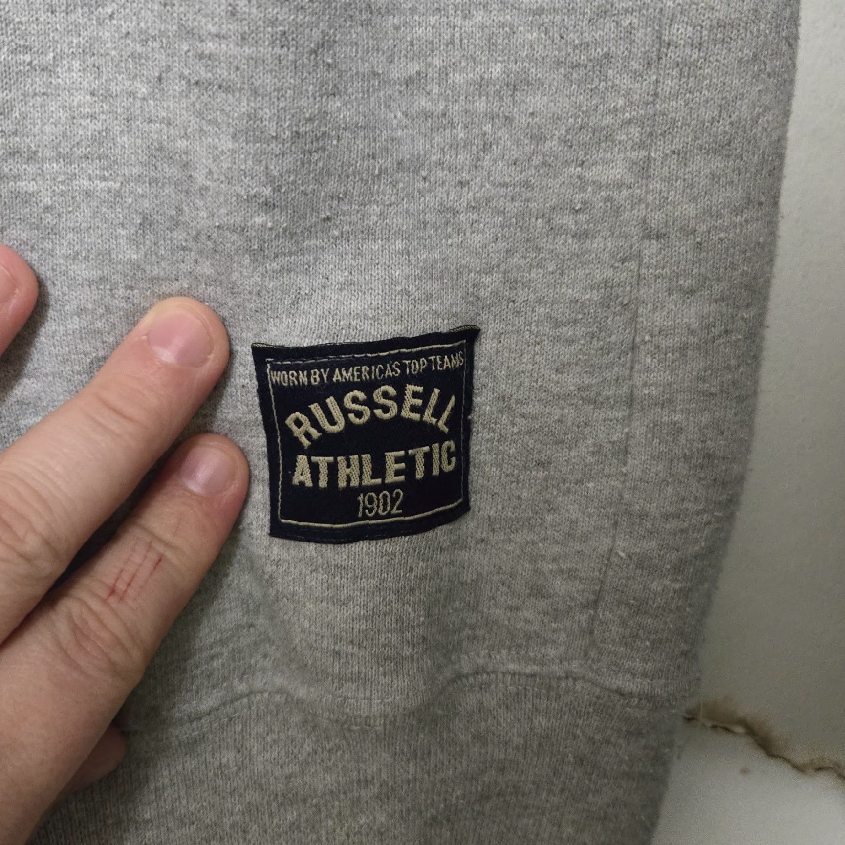 Russell Athletic VINTAGE Russell Athletic Sweatshirt Quarter Zip USA Made Large Gray Hazelton Area Cougars Men L Size US L / EU 52-54 / 3 - 6 Thumbnail