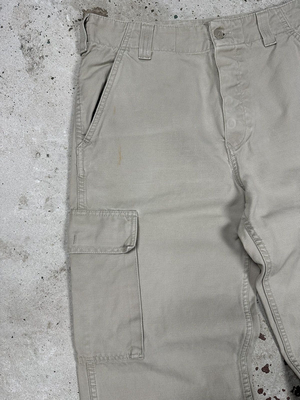 Levi's Vintage 1998 Levi’s 676 Baggy Beige Cargo Pants Loose Fit Size US 34 / EU 50 - 8 Thumbnail