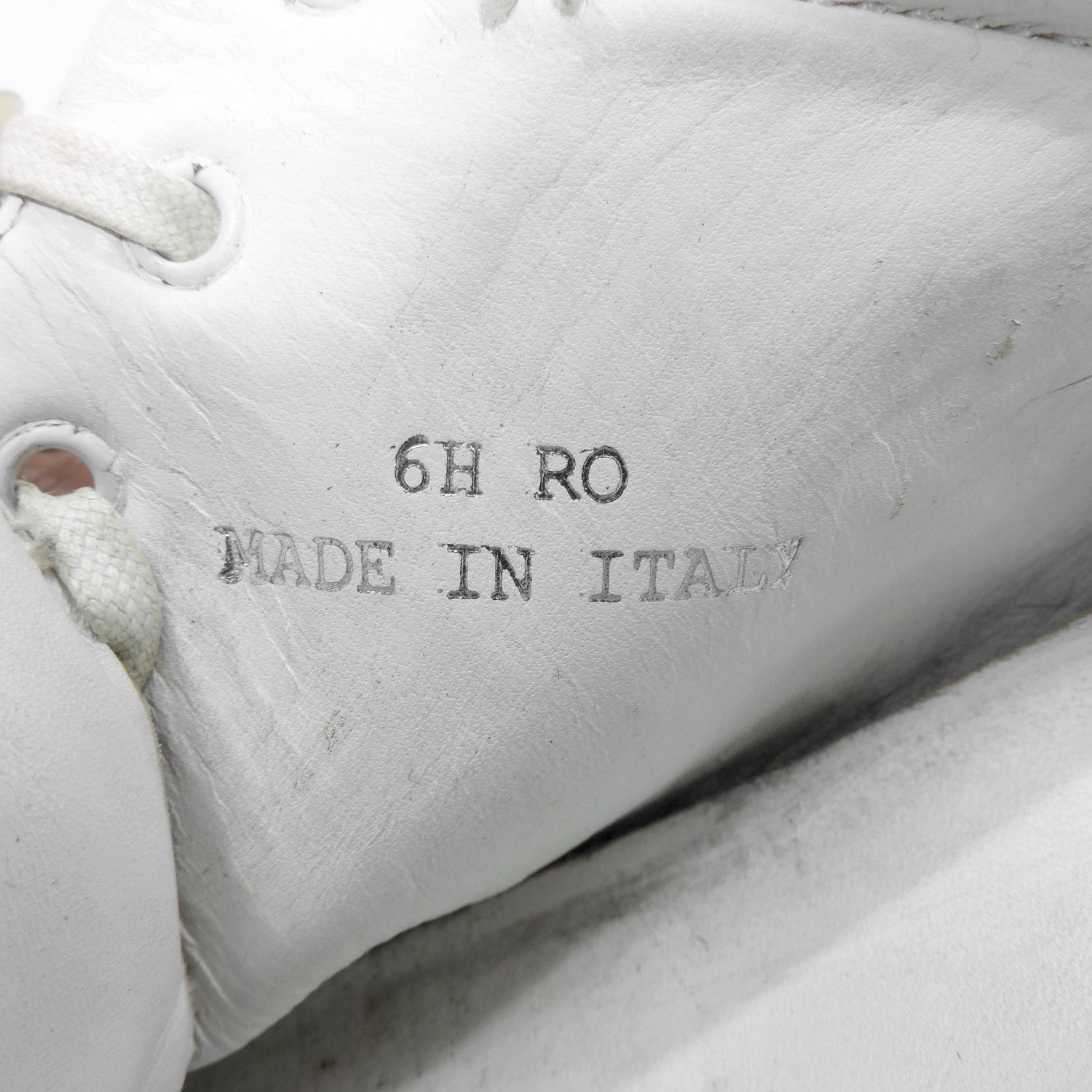 Dior × Hedi Slimane HEDI SLIMANE'S 2006 LOW TRAINERS FOR CHRISTIAN DIOR HOMME Size US 6 / EU 39 - 10 Thumbnail